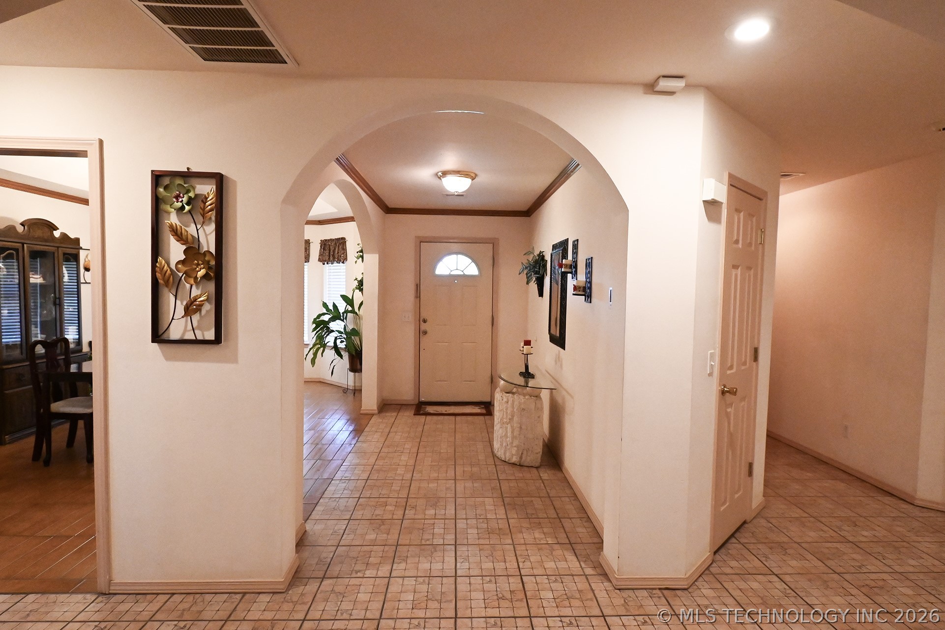 501 S 64th Street W Property Photo 5