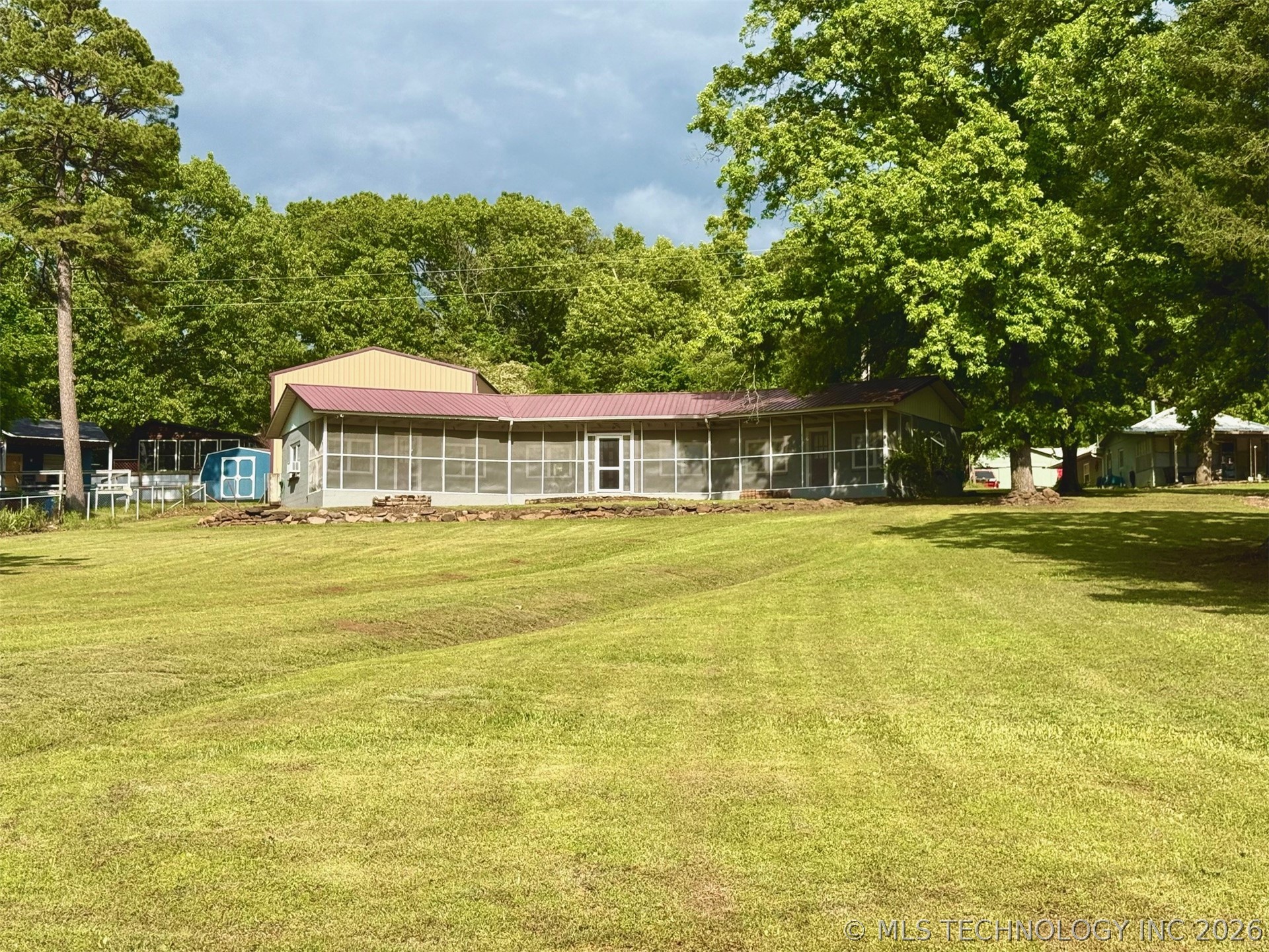 19442 W 929 Property Photo 2