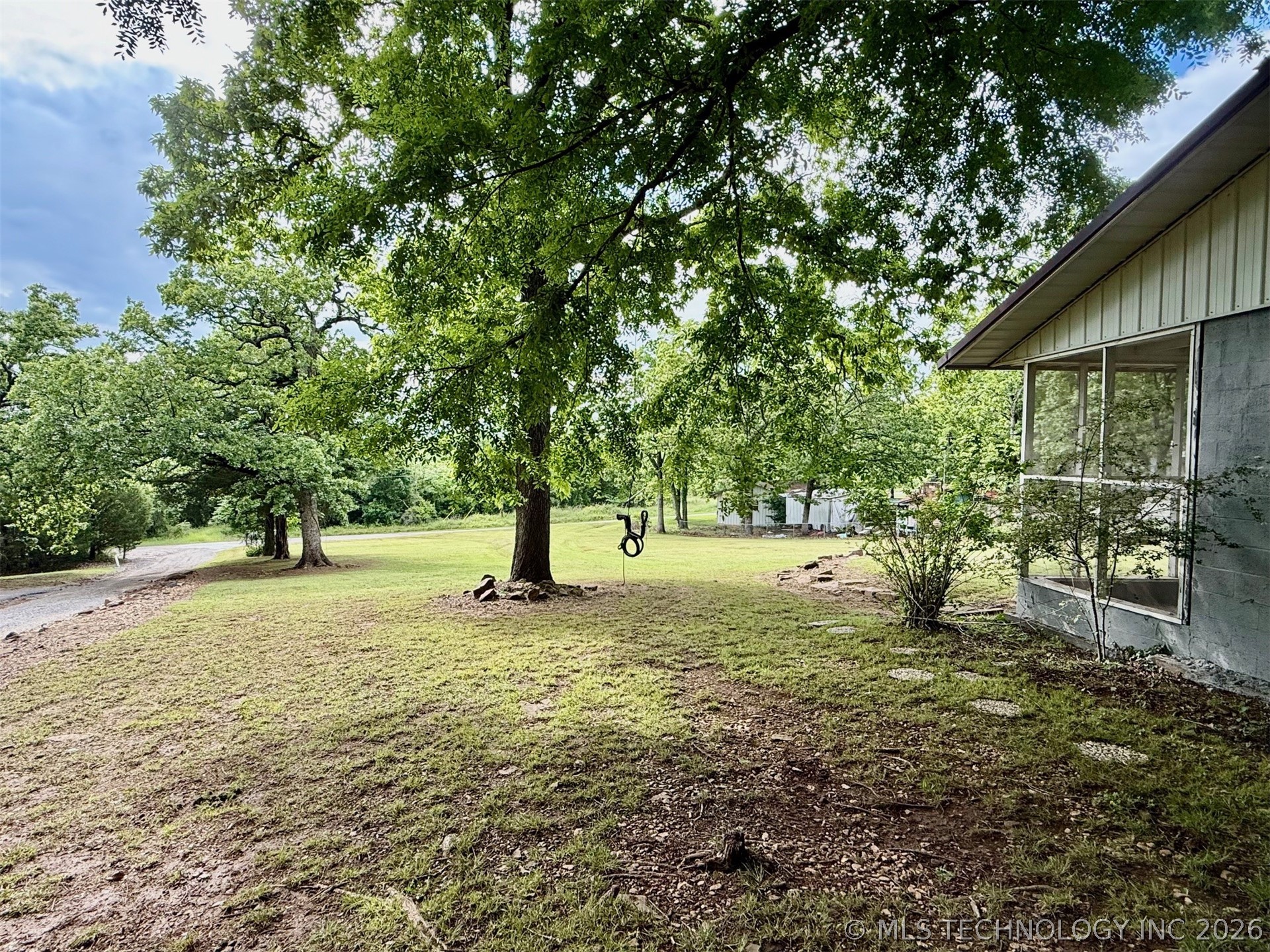 19442 W 929 Property Photo 23