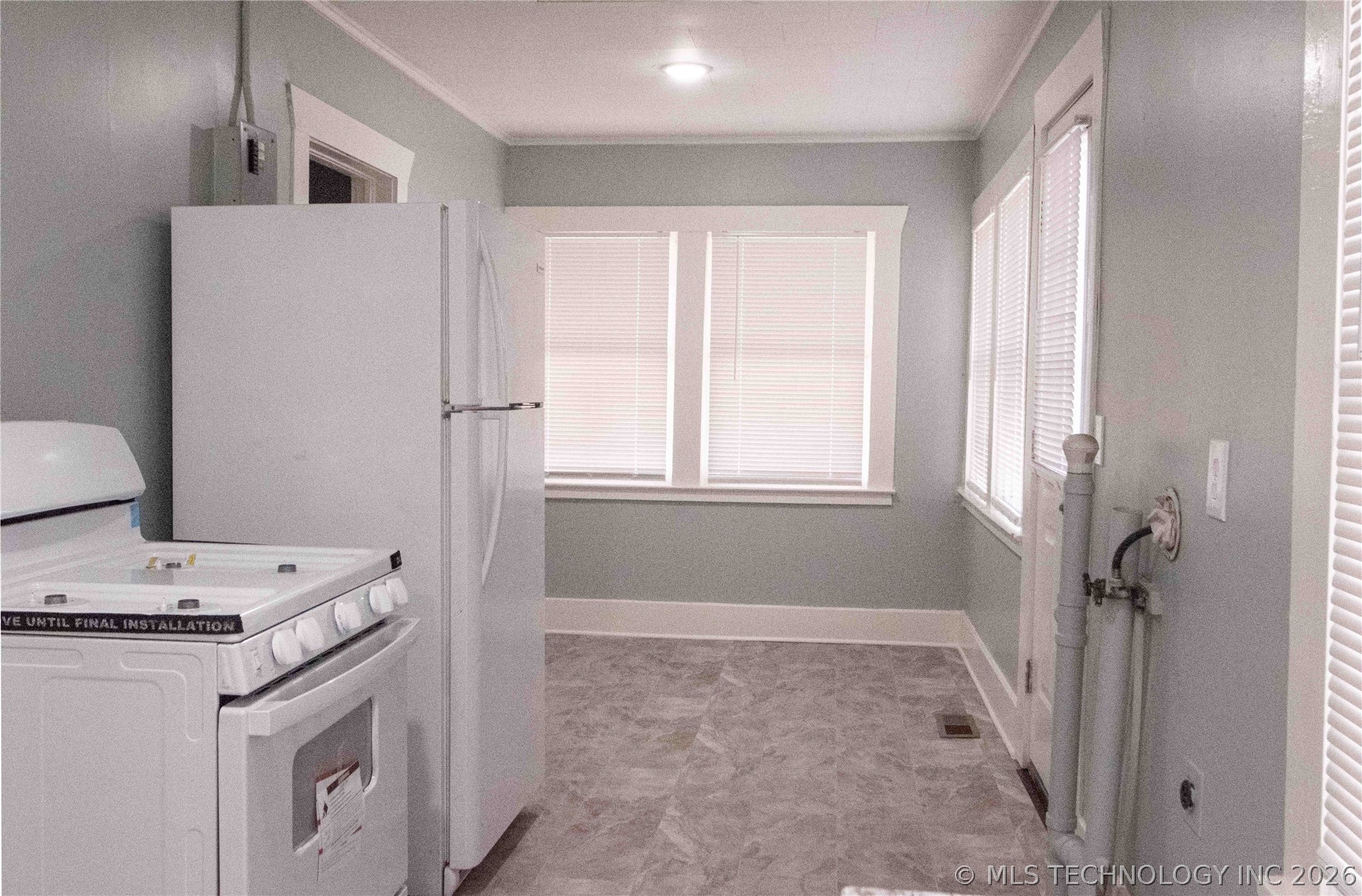 2219 W 41st Street Property Photo 7