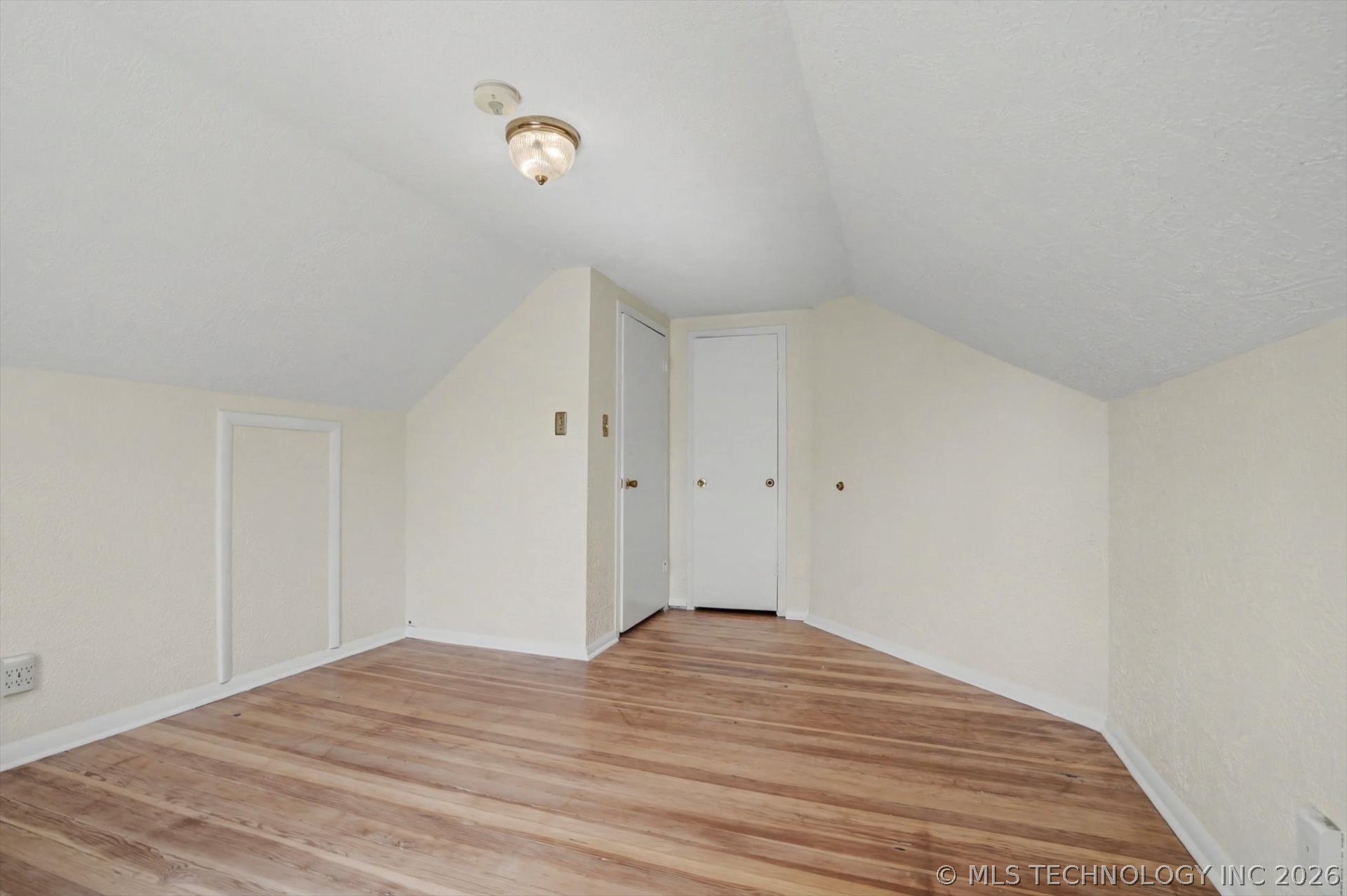 2428 S Cincinnati Avenue Property Photo 32
