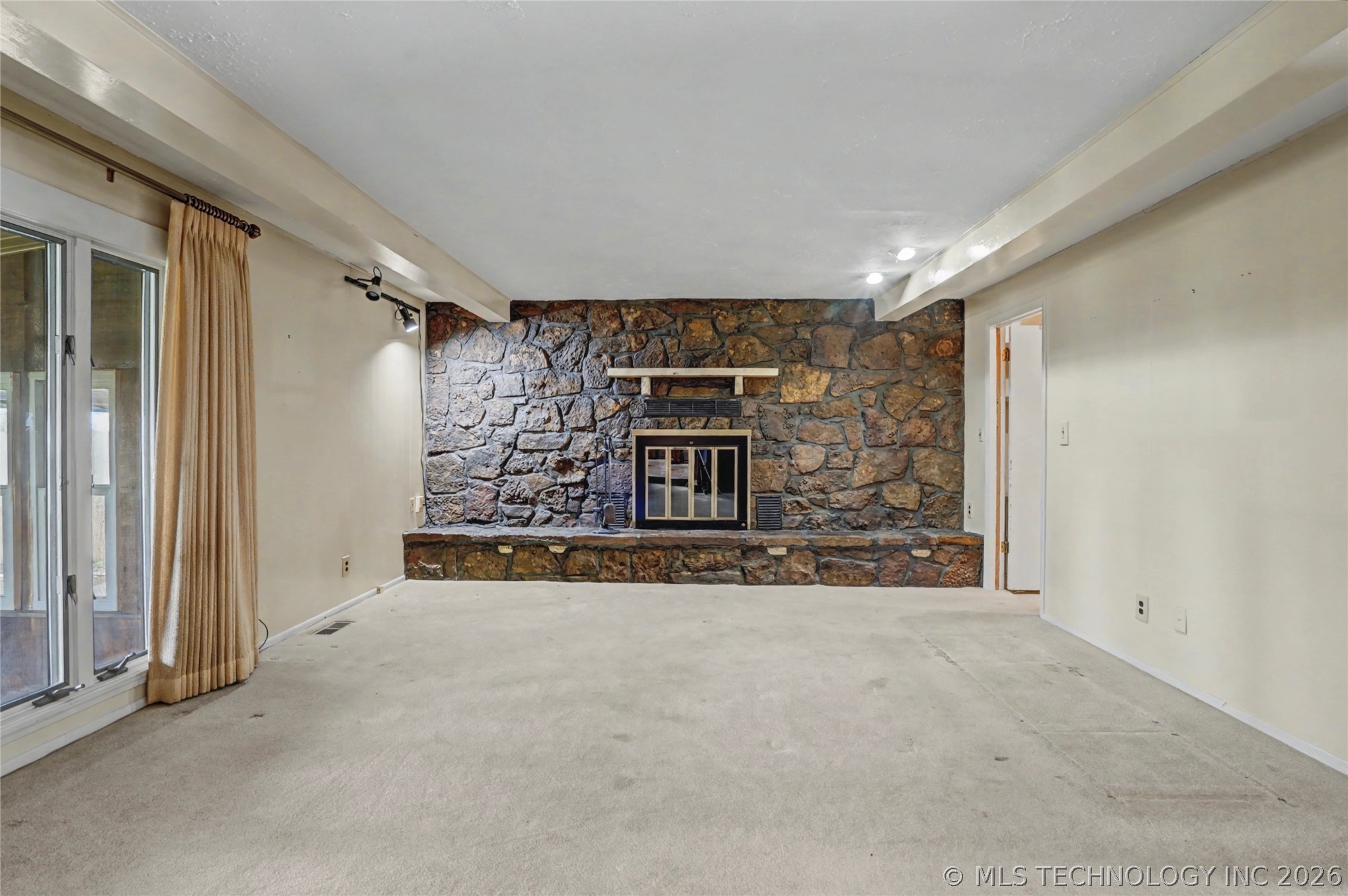 502 W 43rd Street Property Photo 11