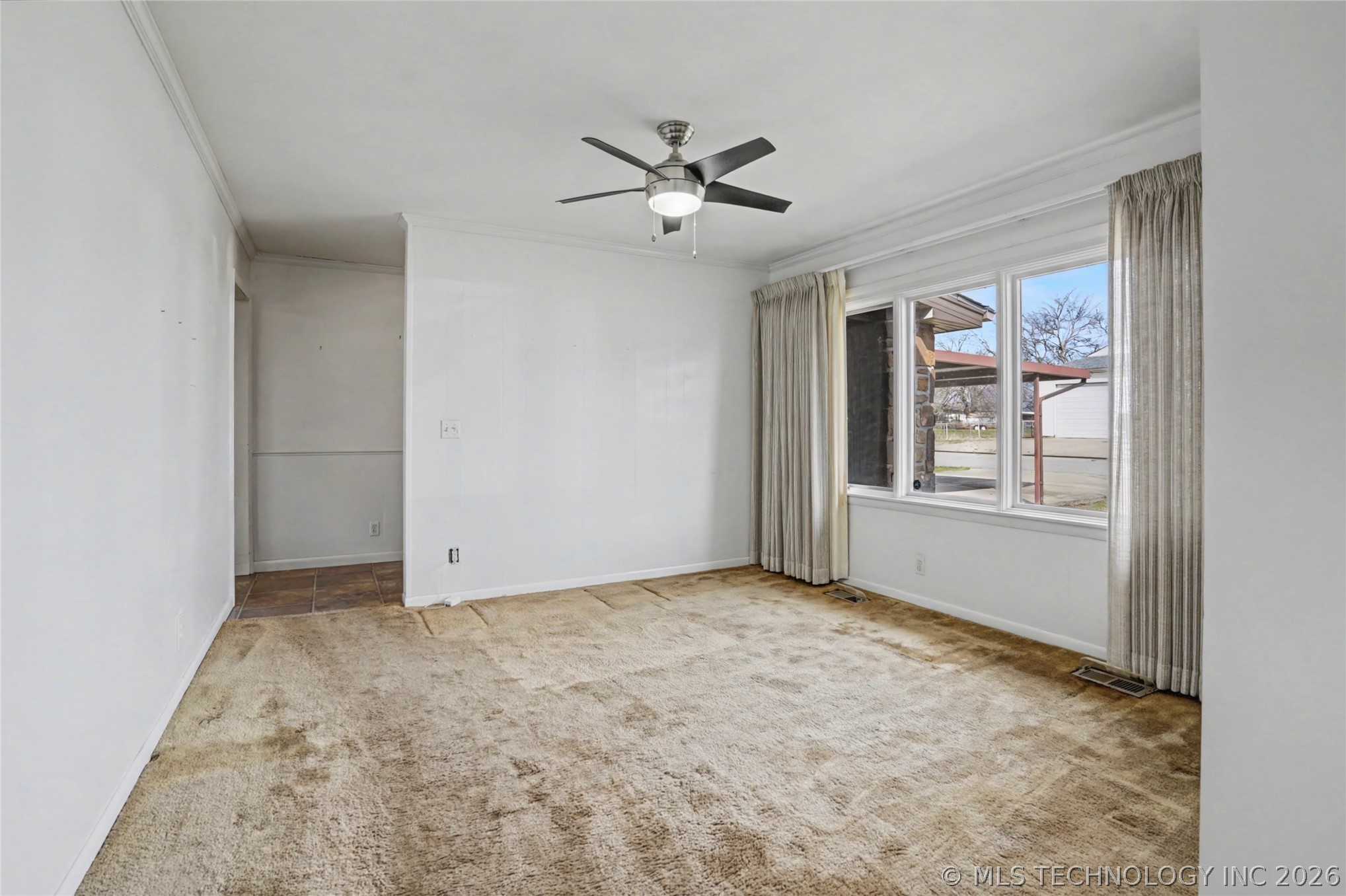 502 W 43rd Street Property Photo 17