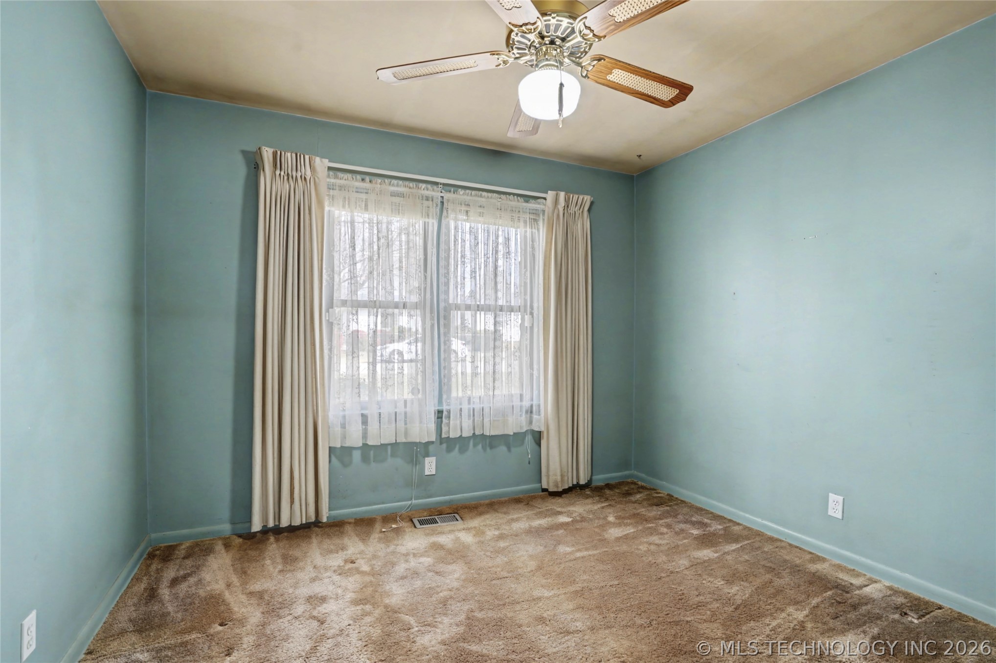 502 W 43rd Street Property Photo 20