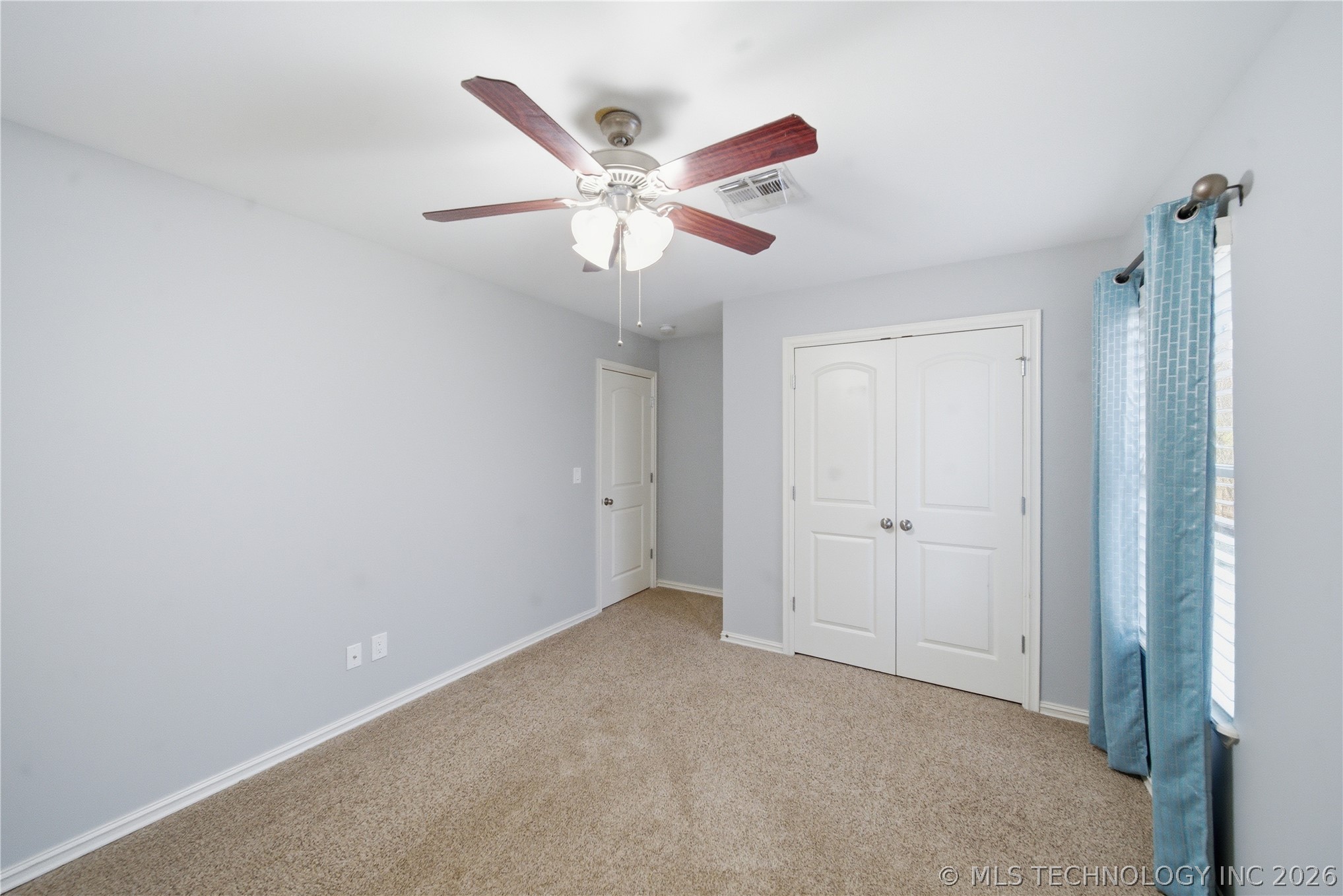 1124 W Fargo Drive Property Photo 17