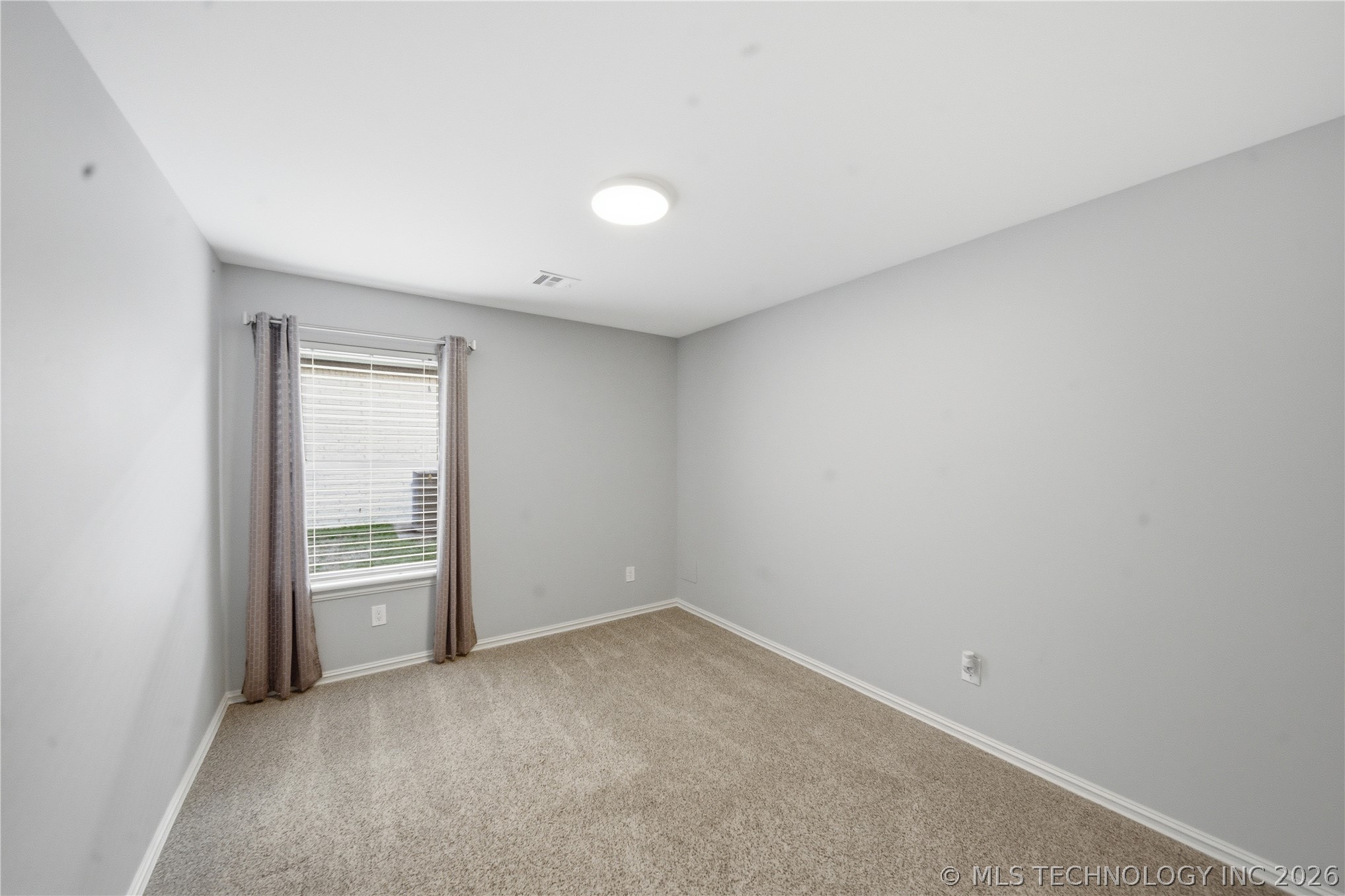 1124 W Fargo Drive Property Photo 20