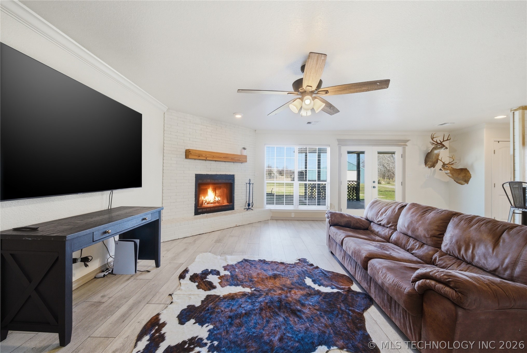 15319 E 470 Road Property Photo 6