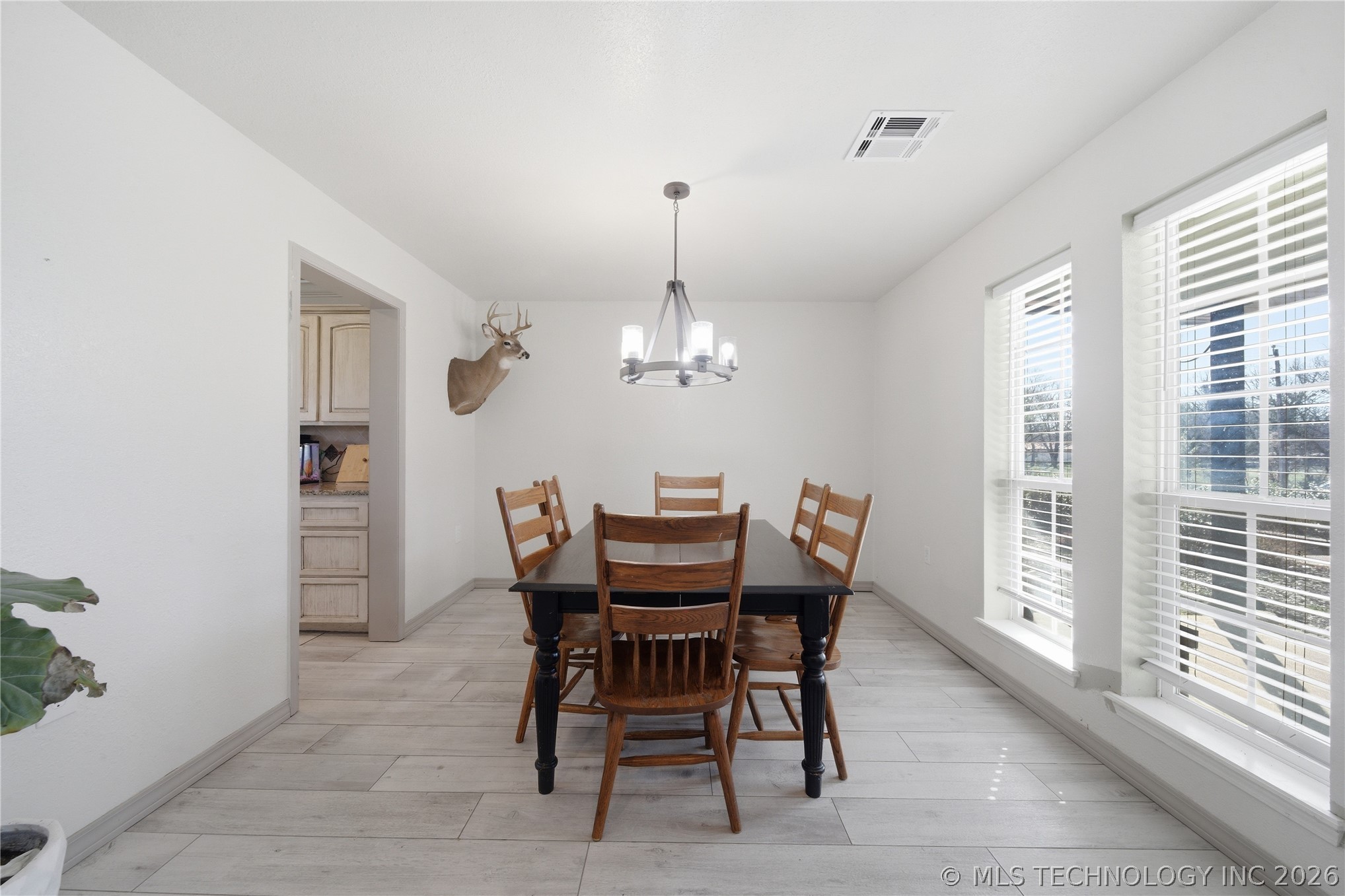 15319 E 470 Road Property Photo 11