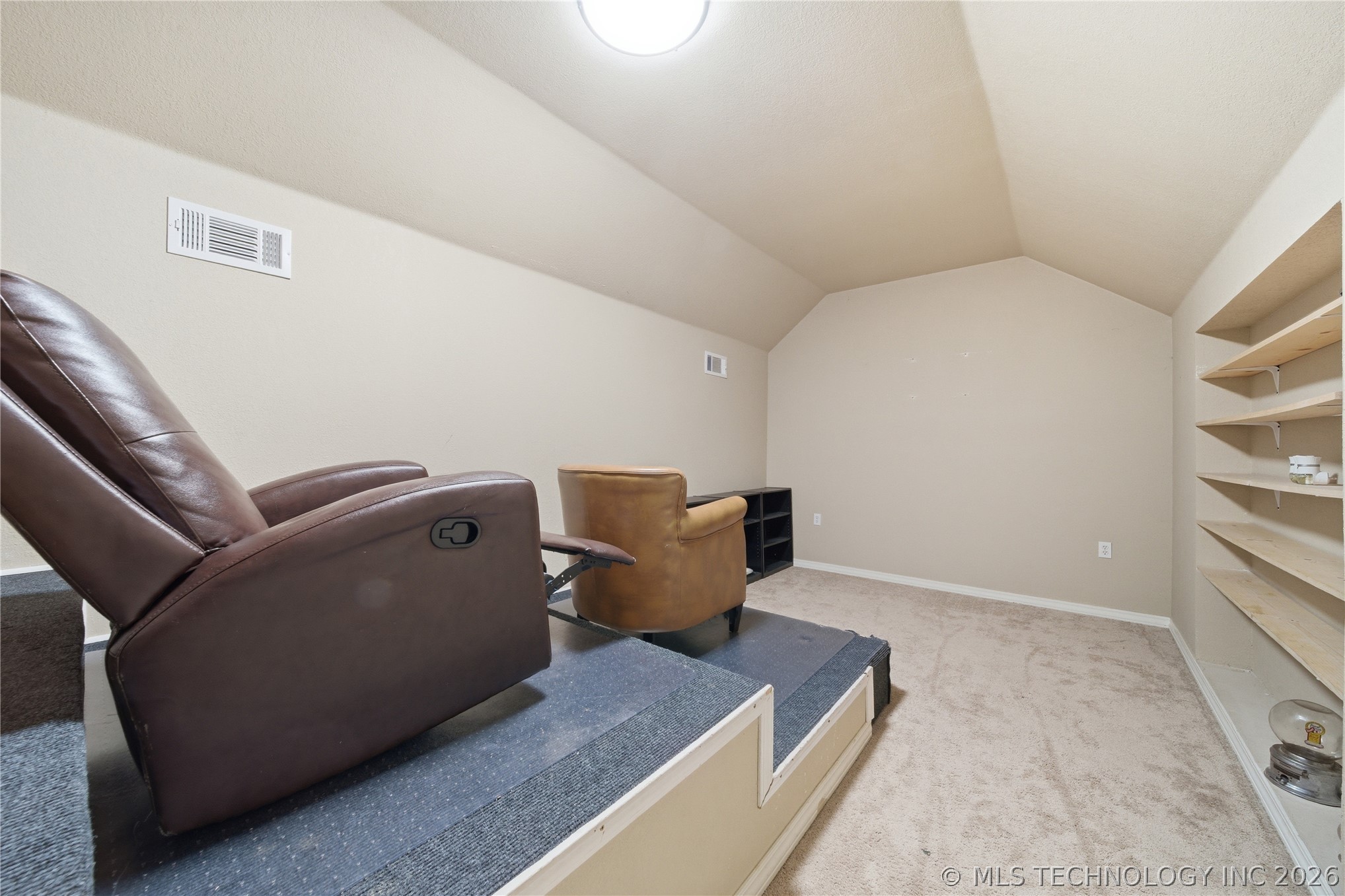 15319 E 470 Road Property Photo 25