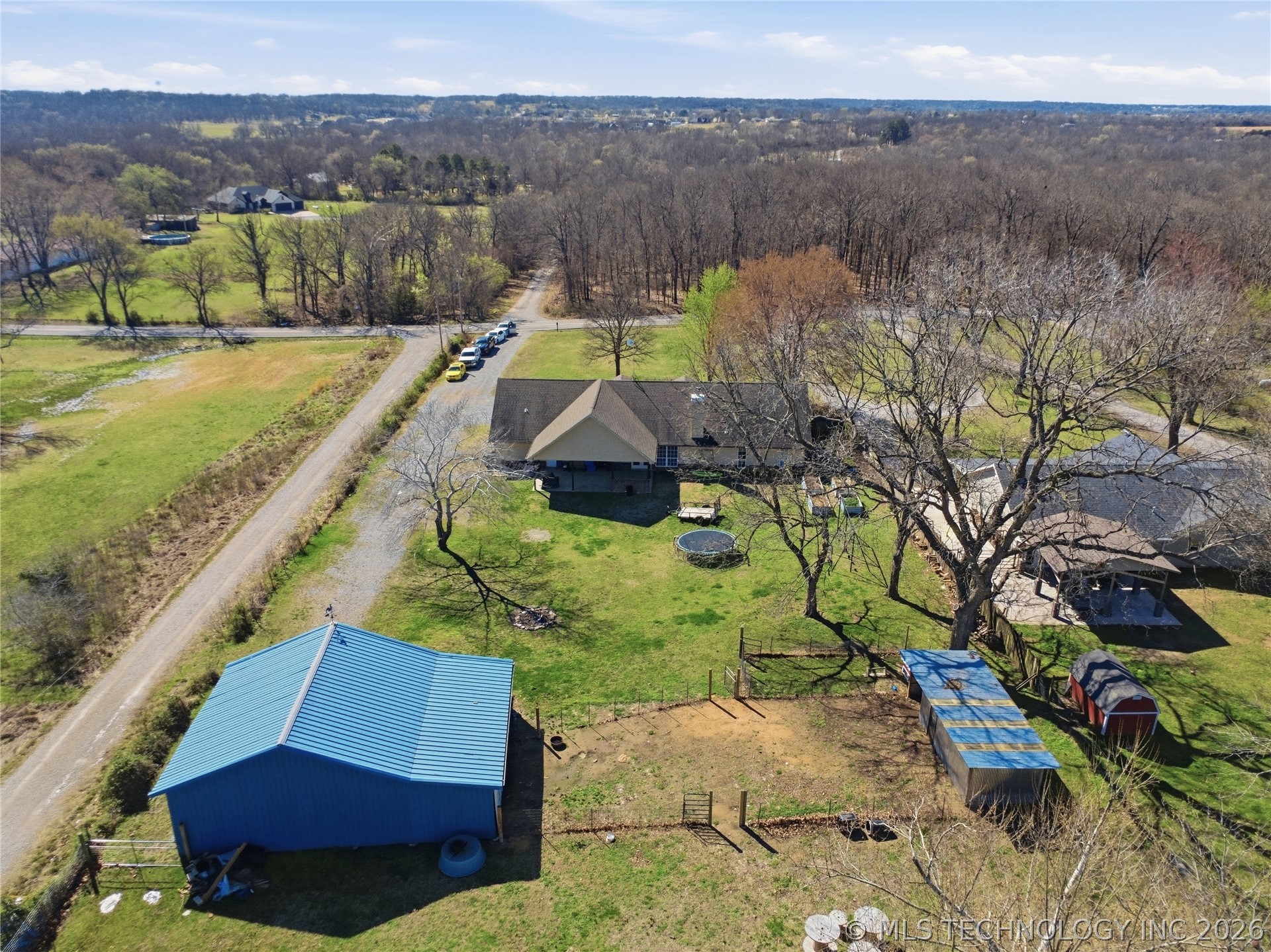 15319 E 470 Road Property Photo 33