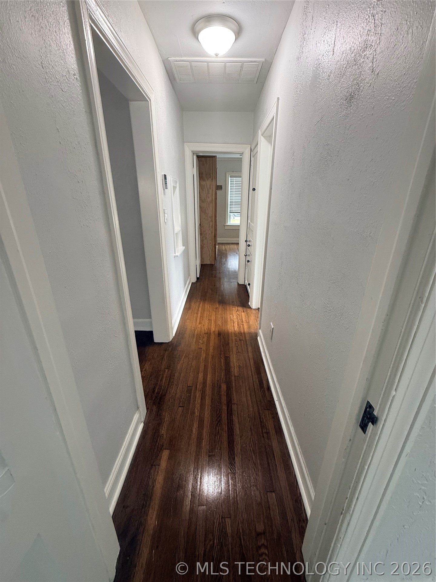 1240 S Birmingham Avenue Property Photo 11
