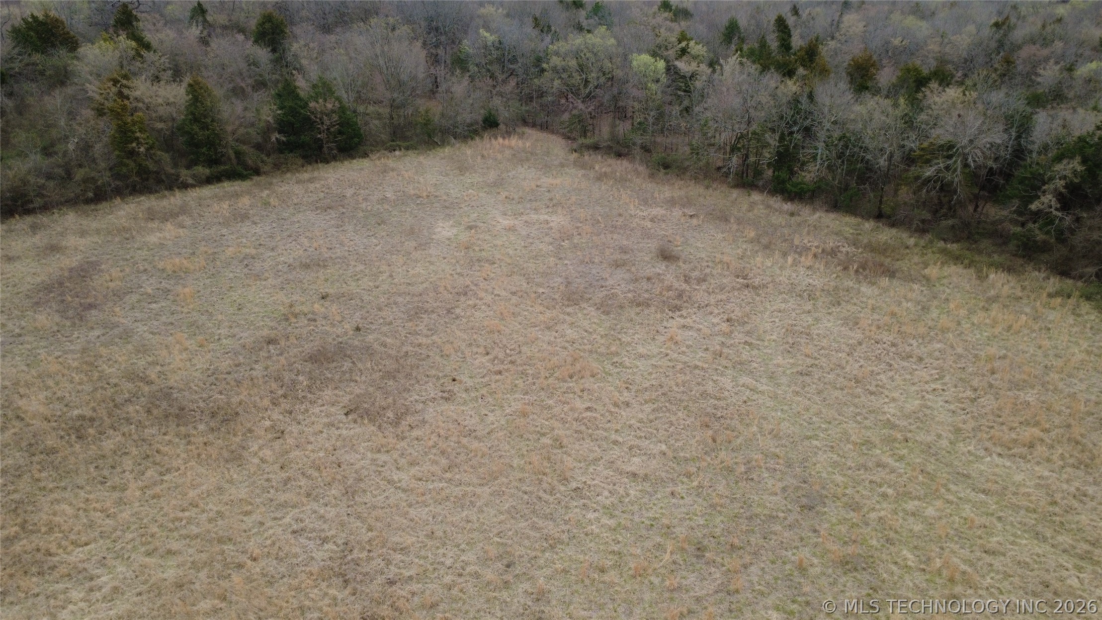 E 860 Road Property Photo 12