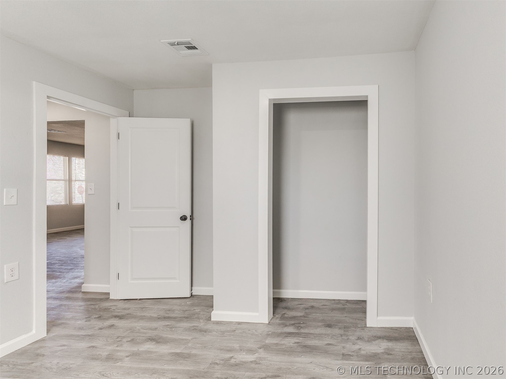 2025 N Birmingham Place Property Photo 9