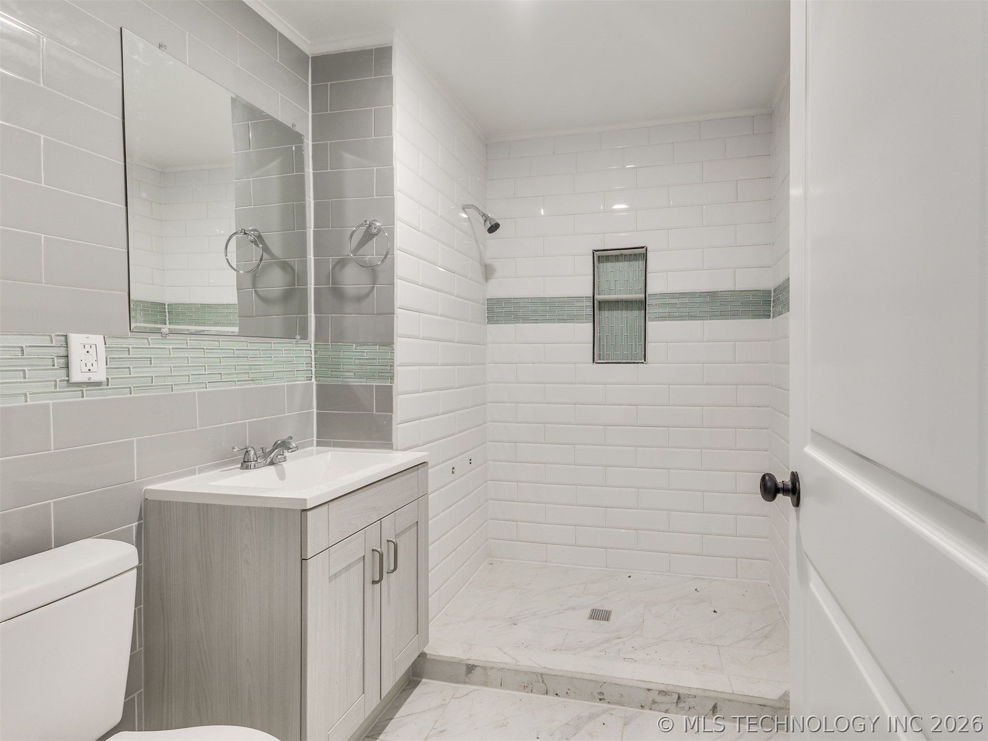 2025 N Birmingham Place Property Photo 10