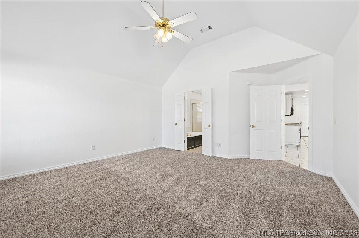 14101 E 87th Street N Property Photo 26