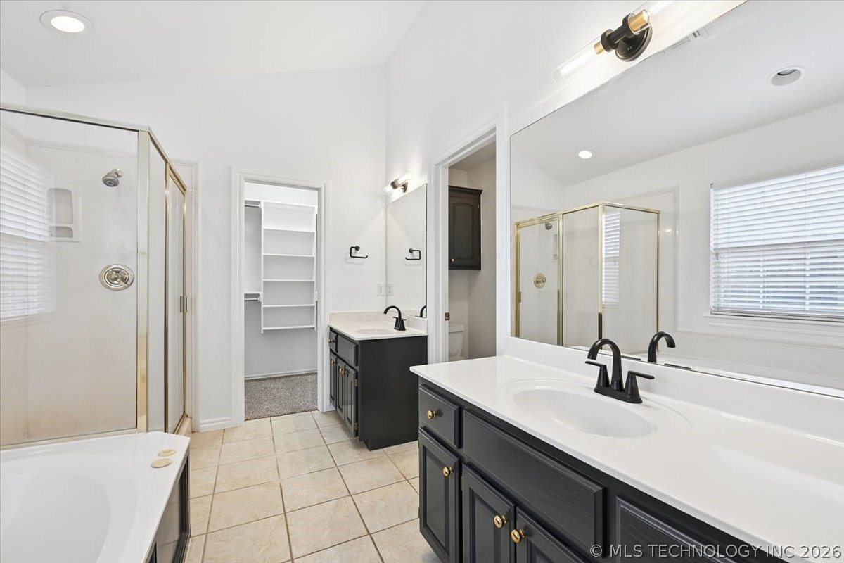 14101 E 87th Street N Property Photo 29