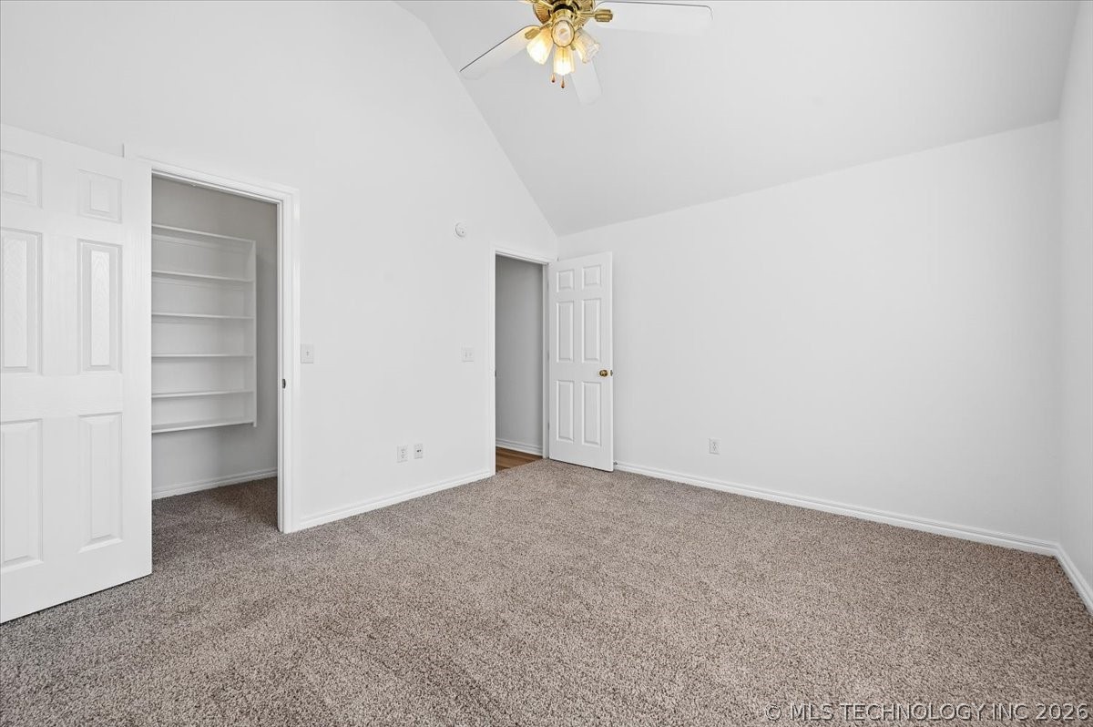 14101 E 87th Street N Property Photo 32