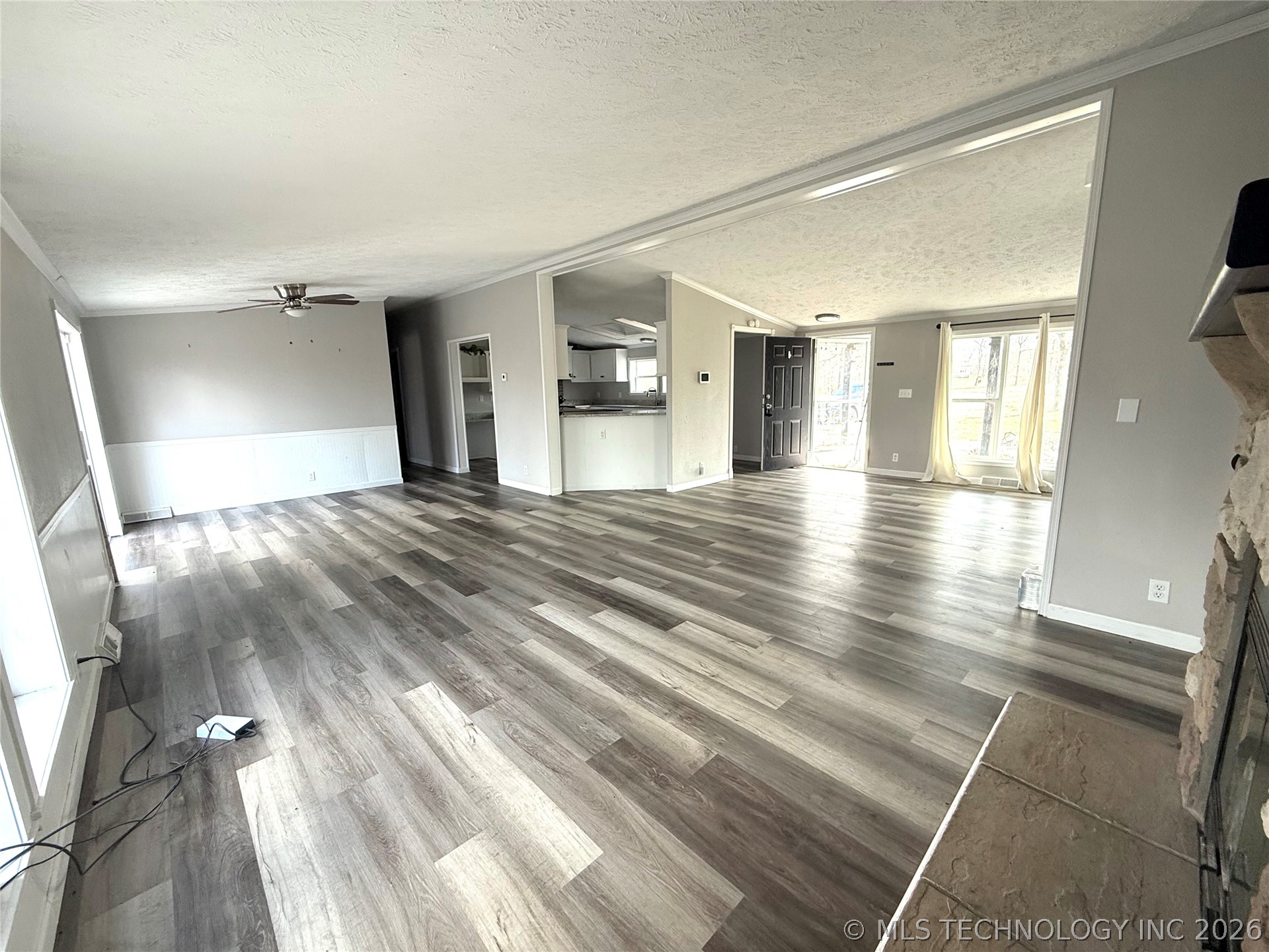 23569 W 102nd Street S Property Photo 8