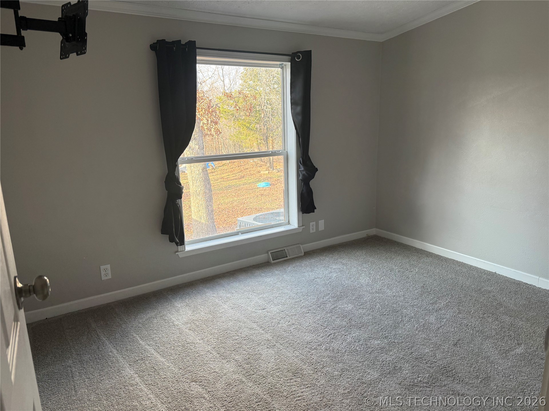 23569 W 102nd Street S Property Photo 16