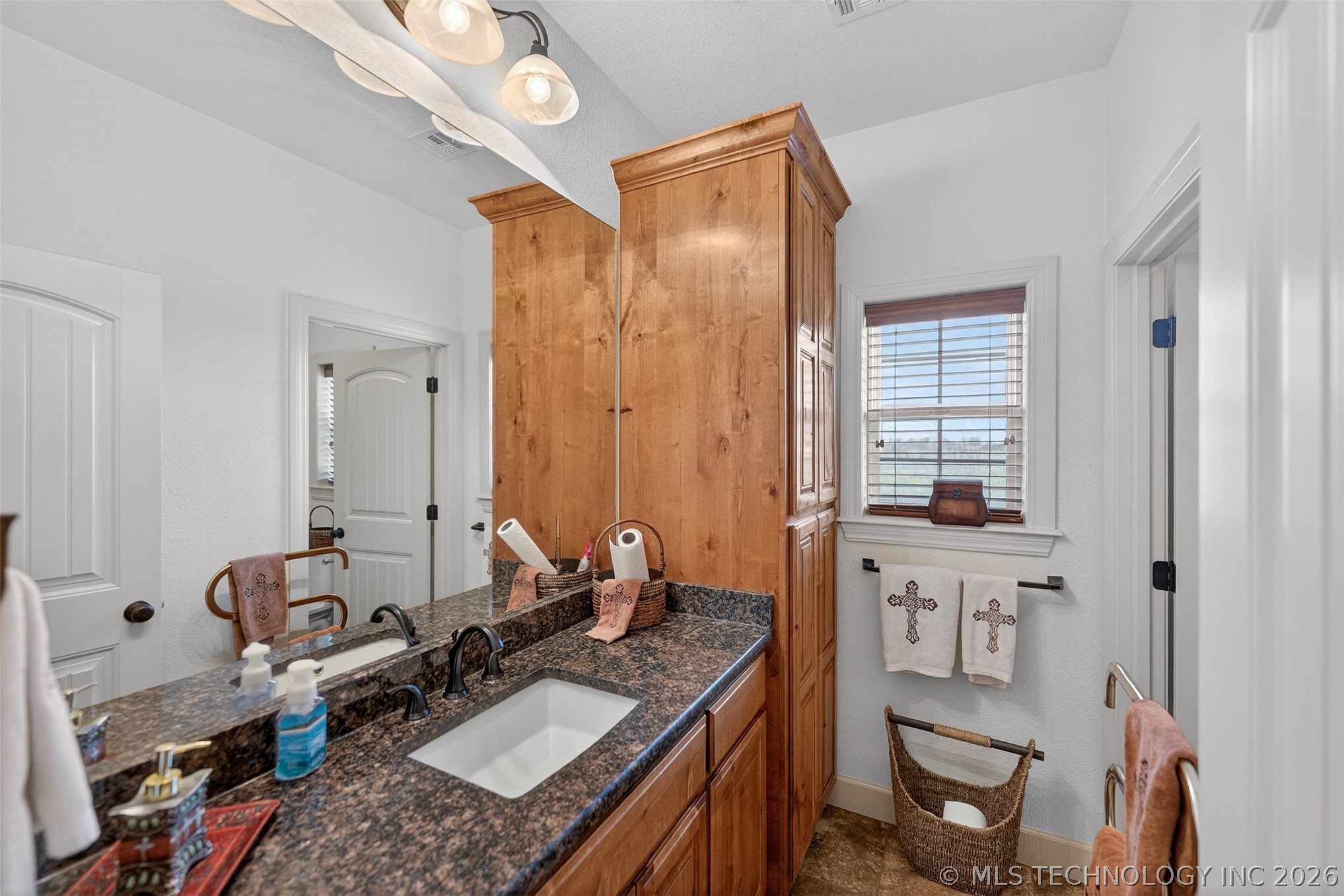 3284 Old Hwy 20 E Property Photo 44