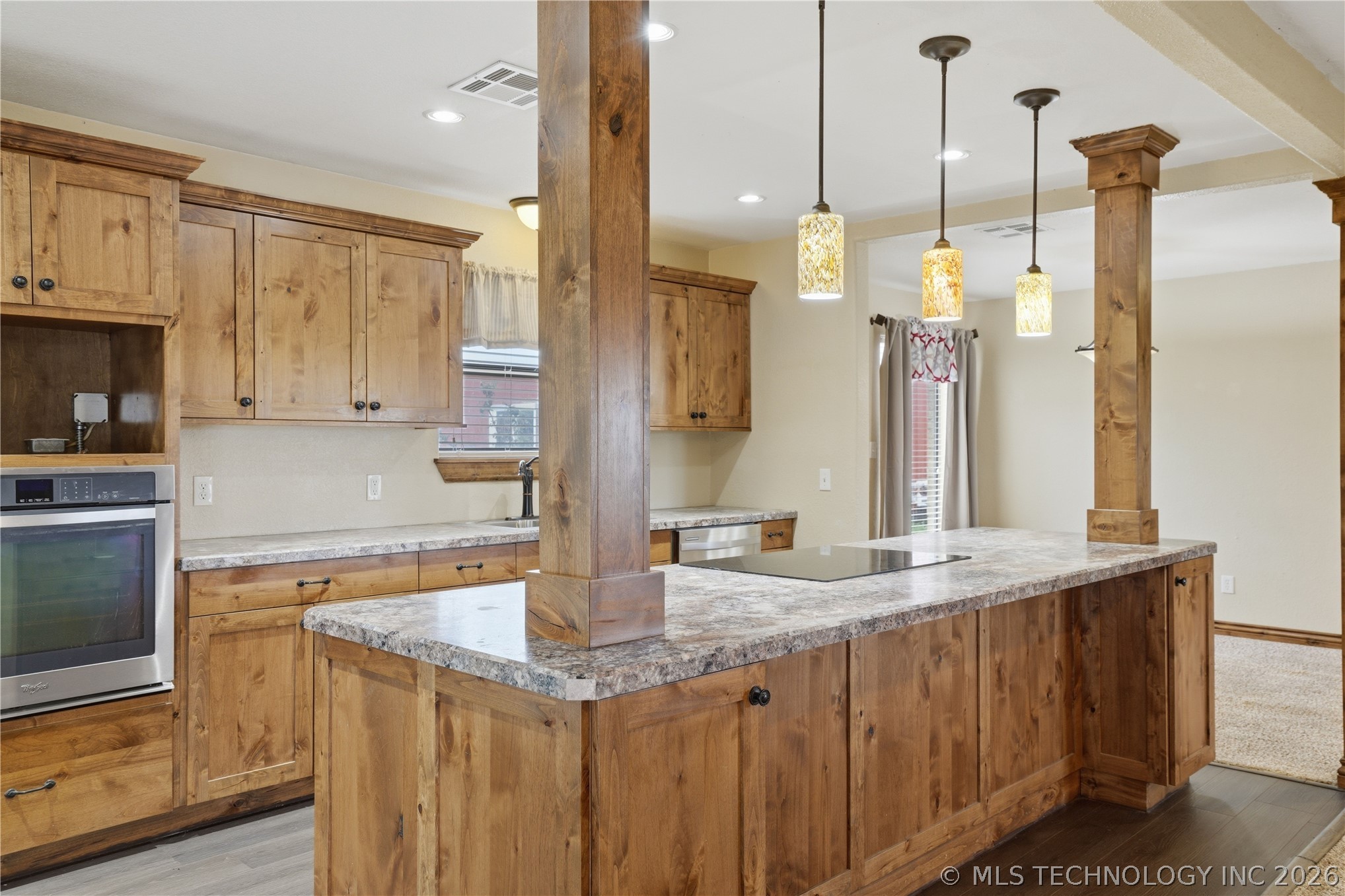 2374 N George Nigh Expressway Property Photo 10