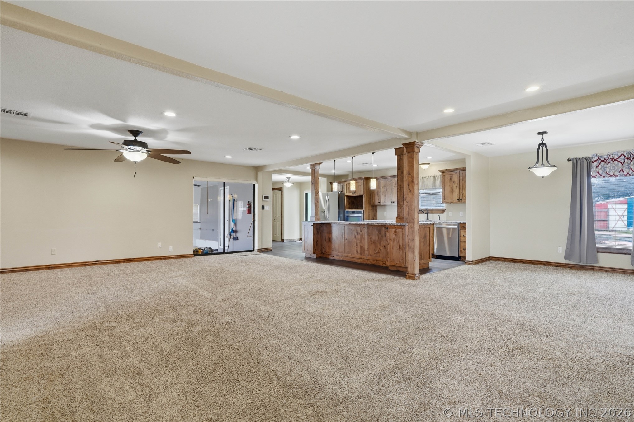 2374 N George Nigh Expressway Property Photo 17