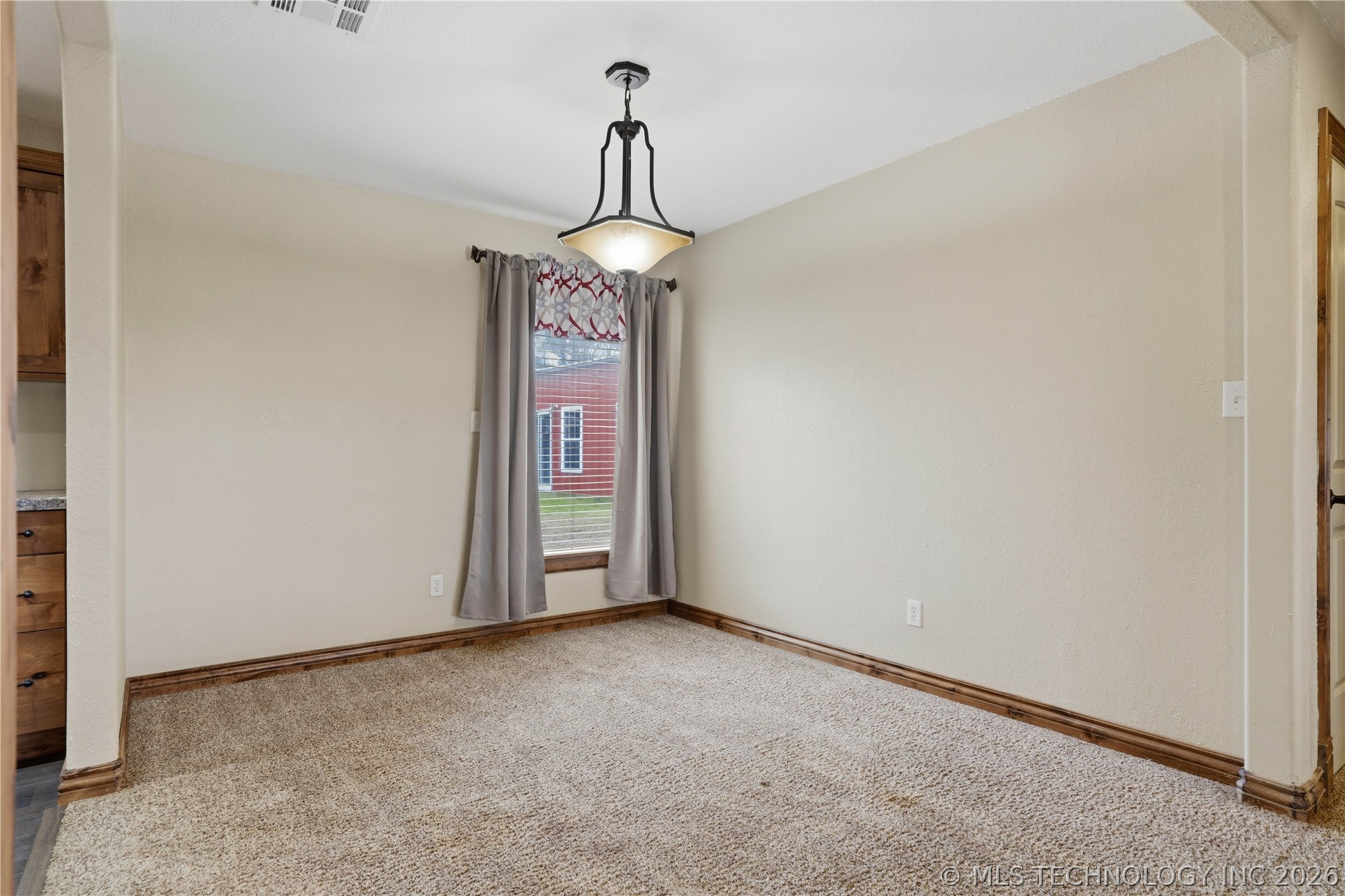 2374 N George Nigh Expressway Property Photo 26