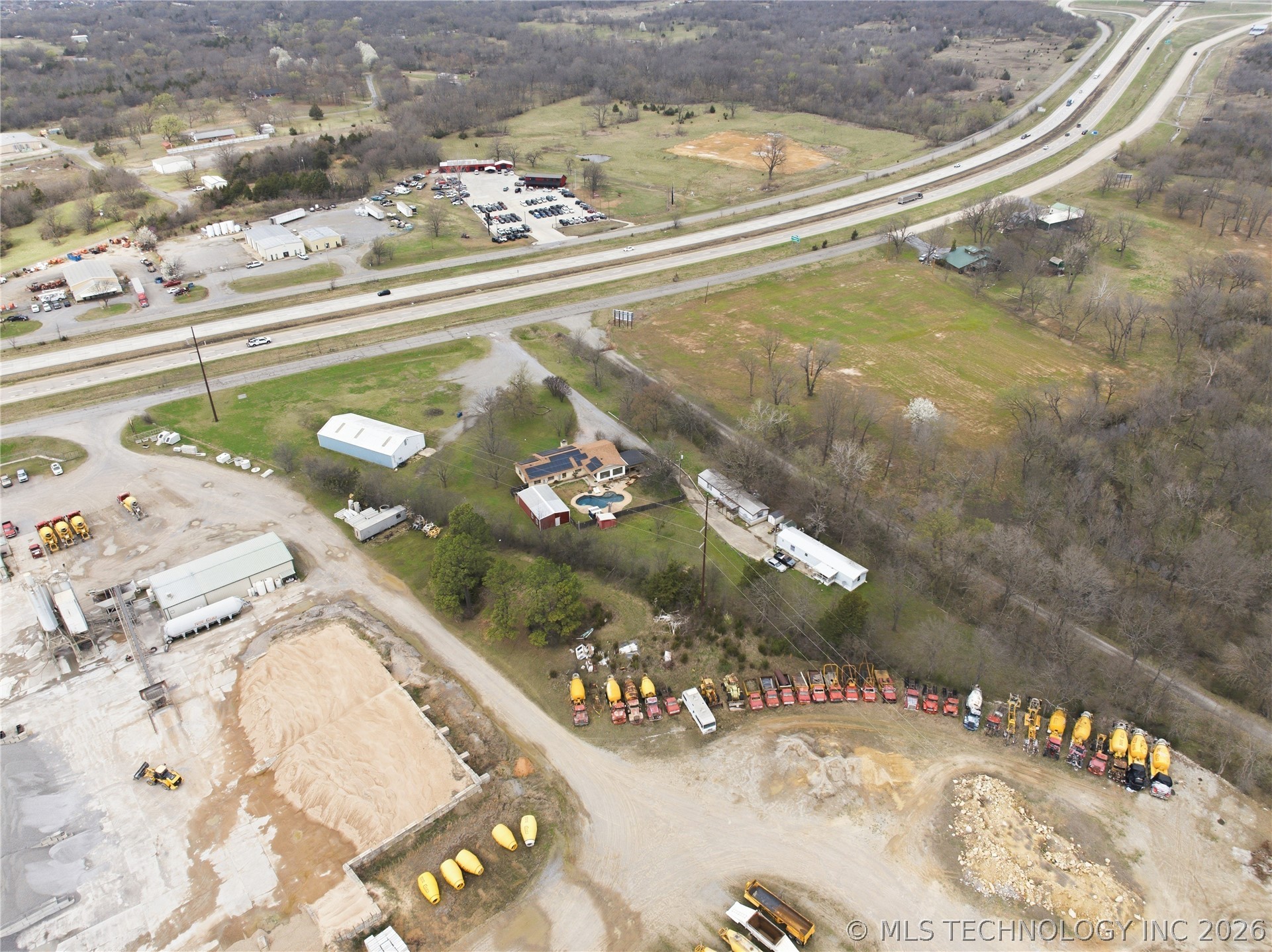2374 N George Nigh Expressway Property Photo 78