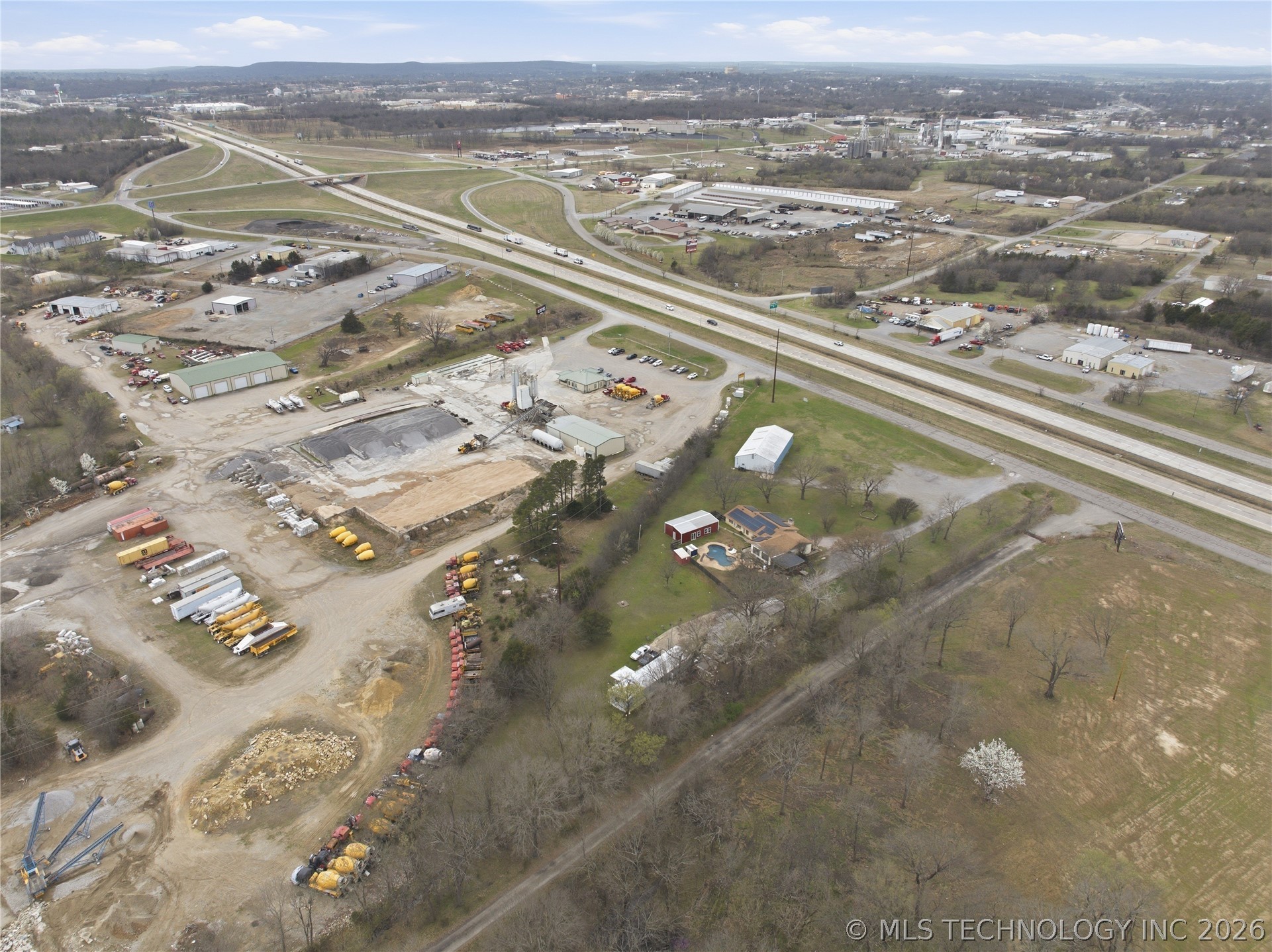 2374 N George Nigh Expressway Property Photo 80