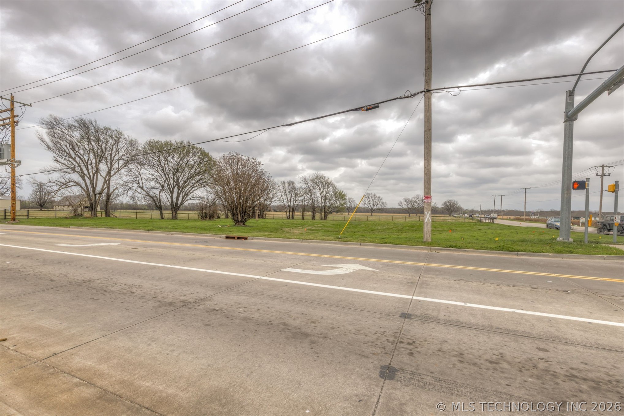13031 S Mingo Road Property Photo 3