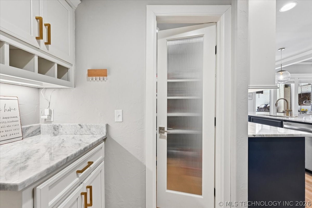 2517 E Olympia Street Property Photo 21