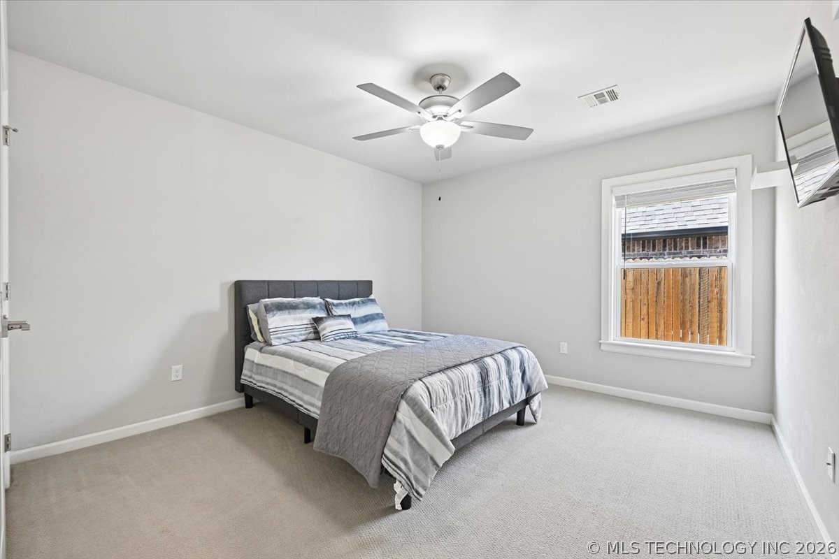 2517 E Olympia Street Property Photo 40