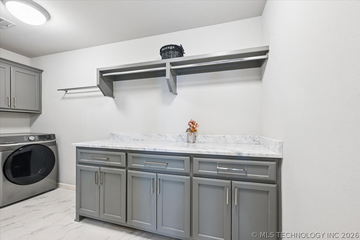 2517 E Olympia Street Property Photo 46