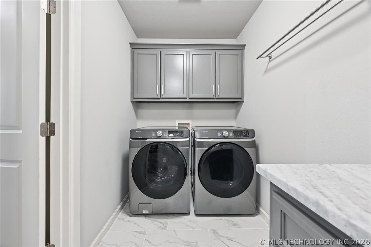 2517 E Olympia Street Property Photo 47