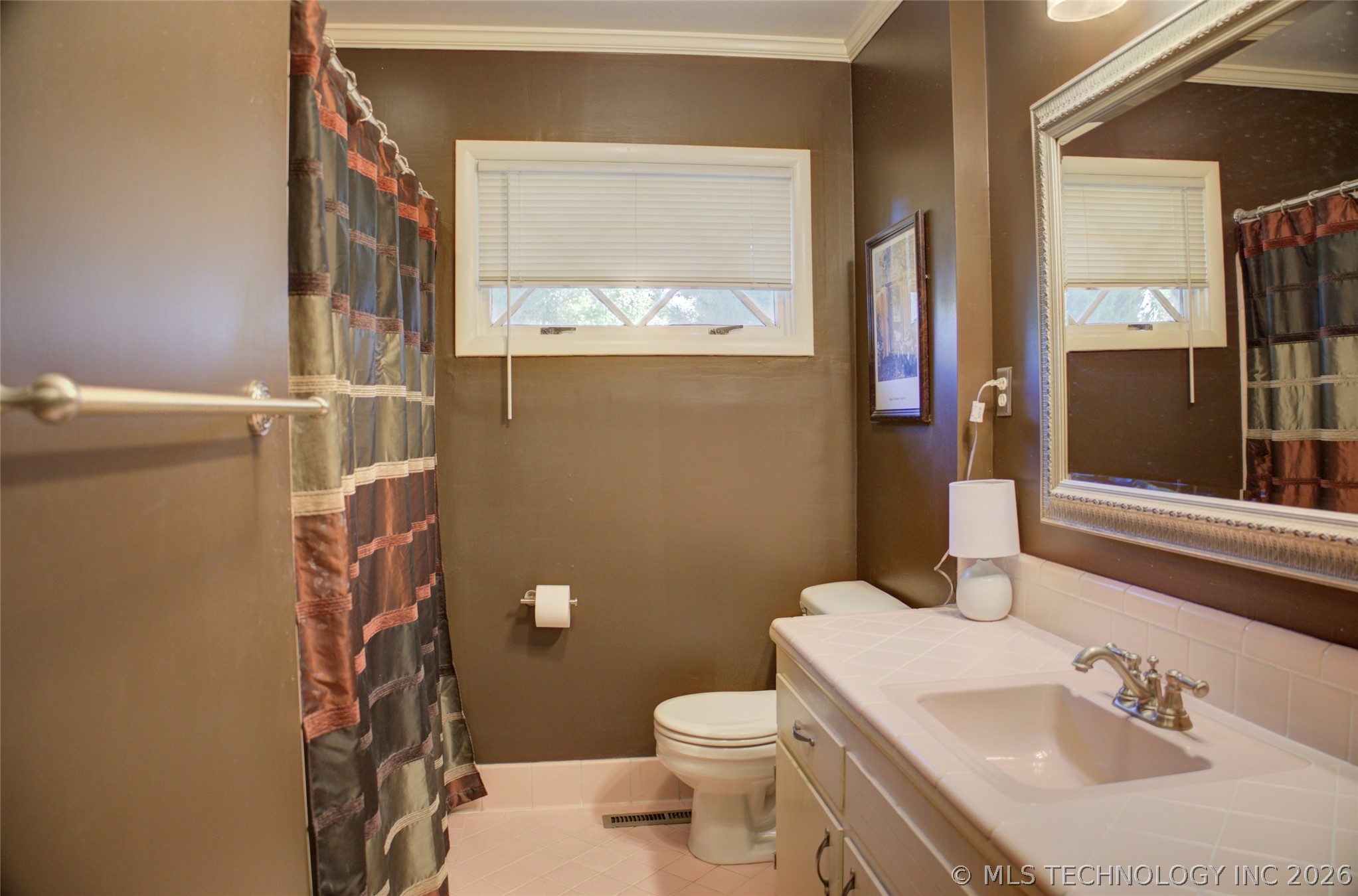 4354 E 60th Place Property Photo 36
