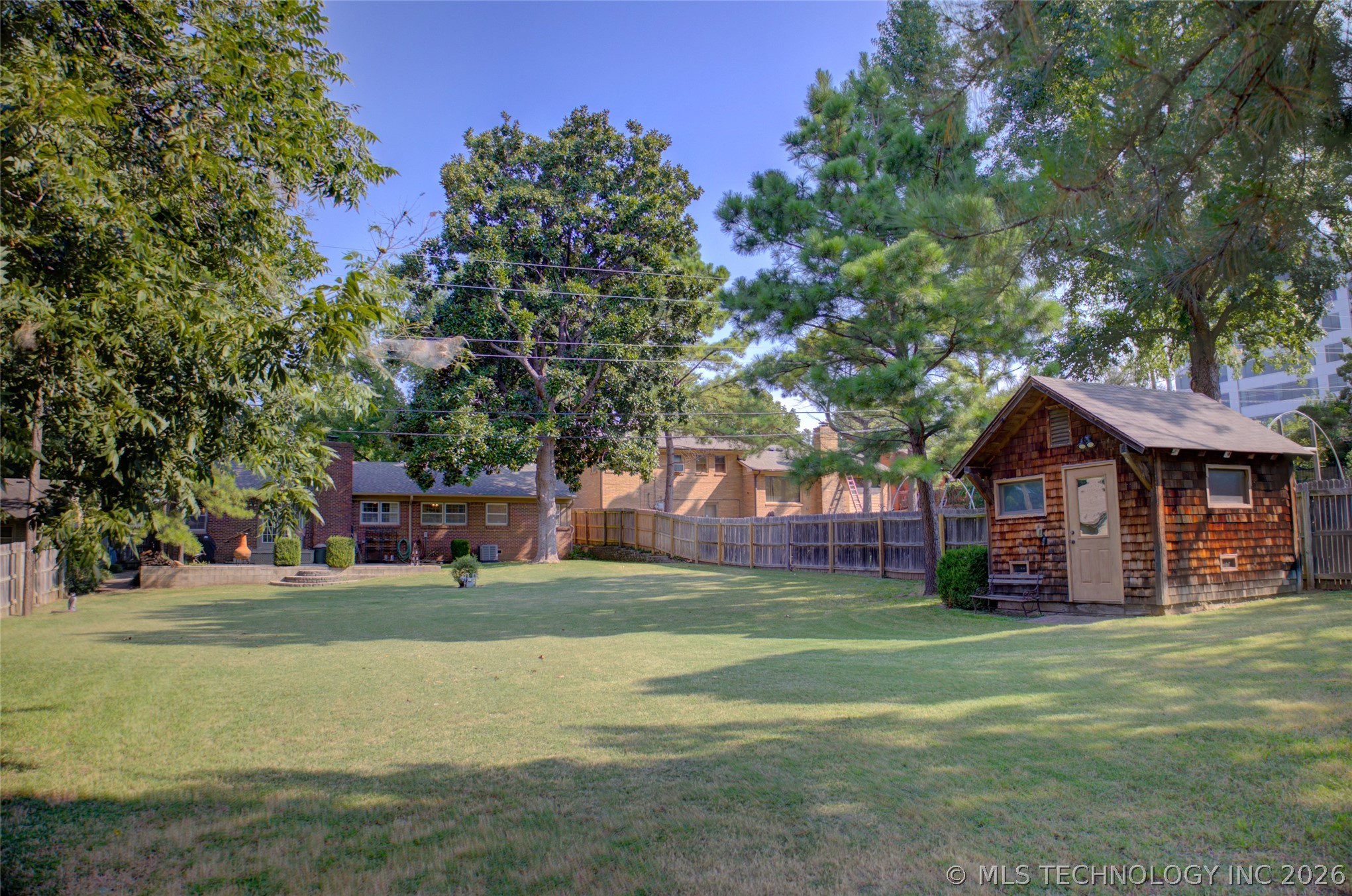 4354 E 60th Place Property Photo 46