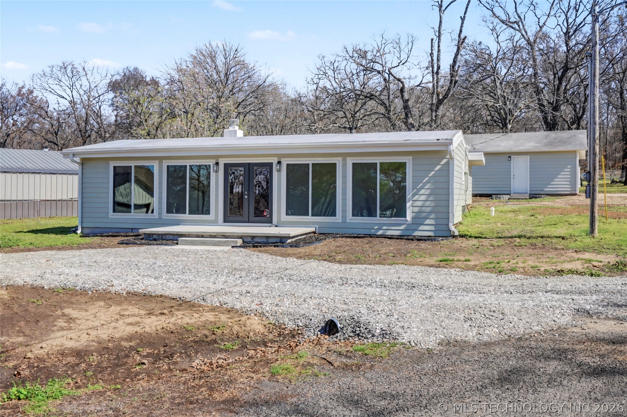 69418 S 325 Road Property Photo 2