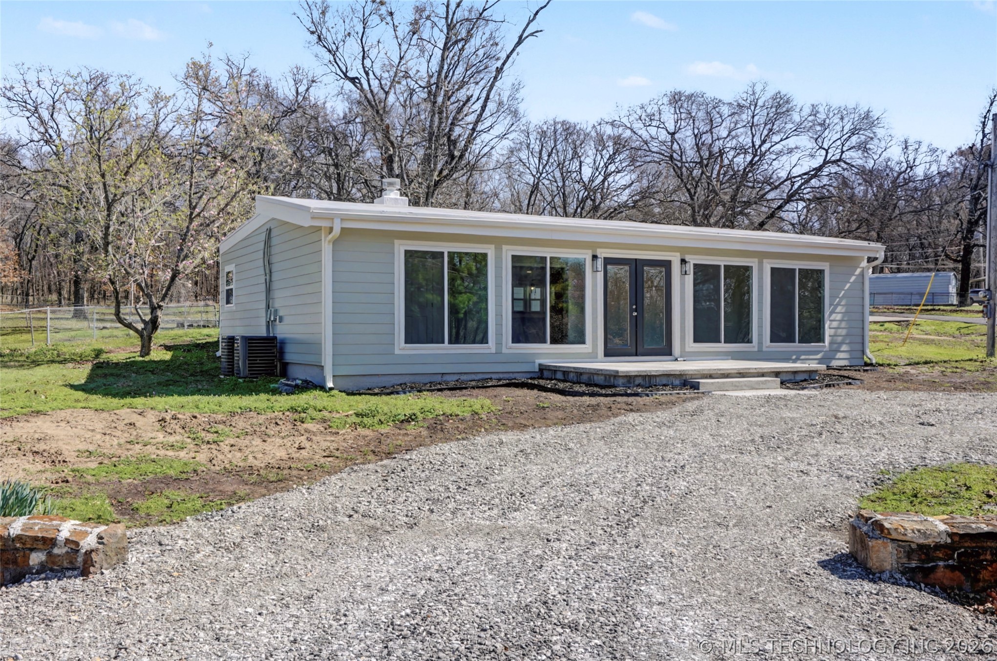 69418 S 325 Road Property Photo 3
