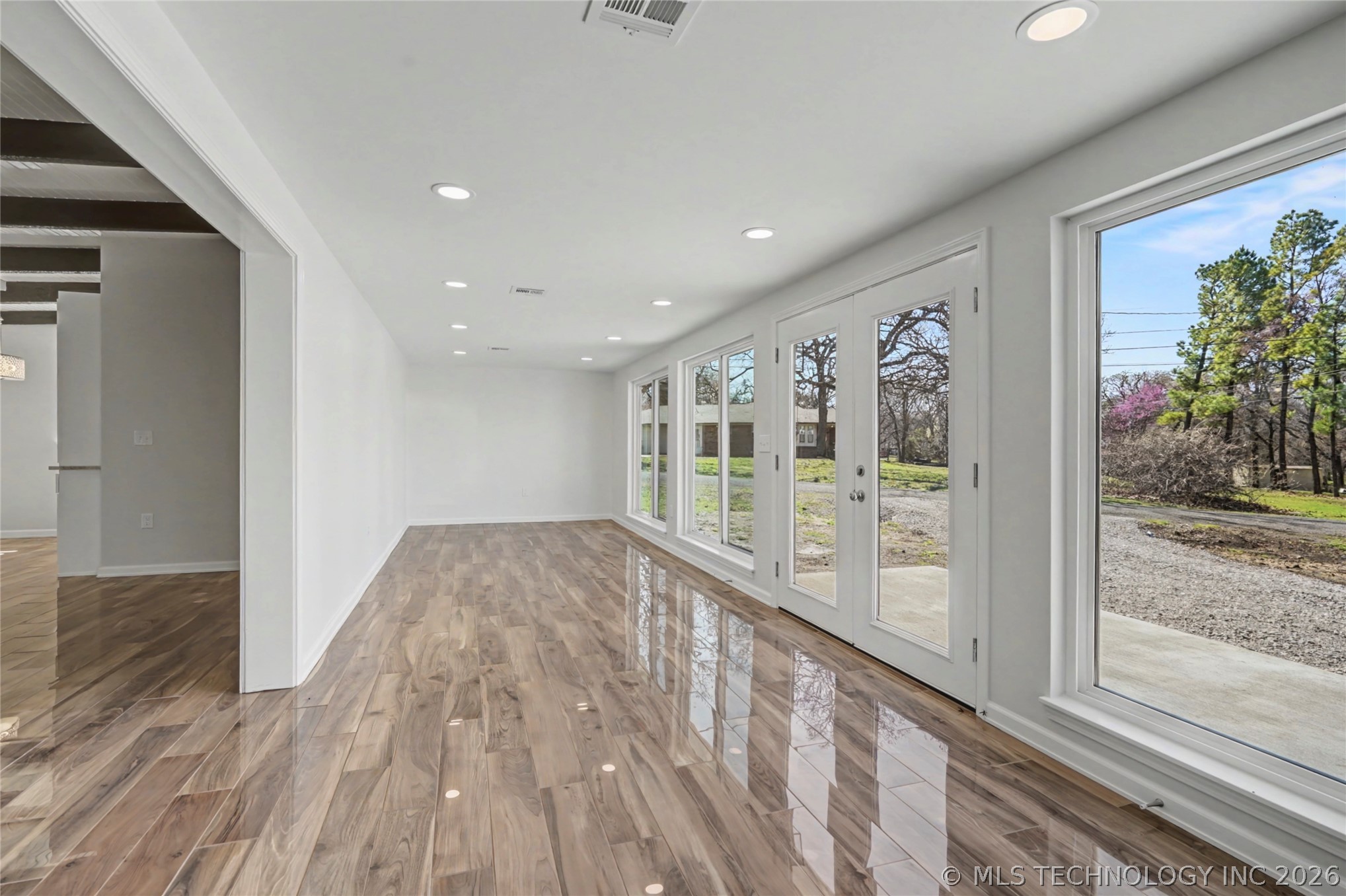 69418 S 325 Road Property Photo 4
