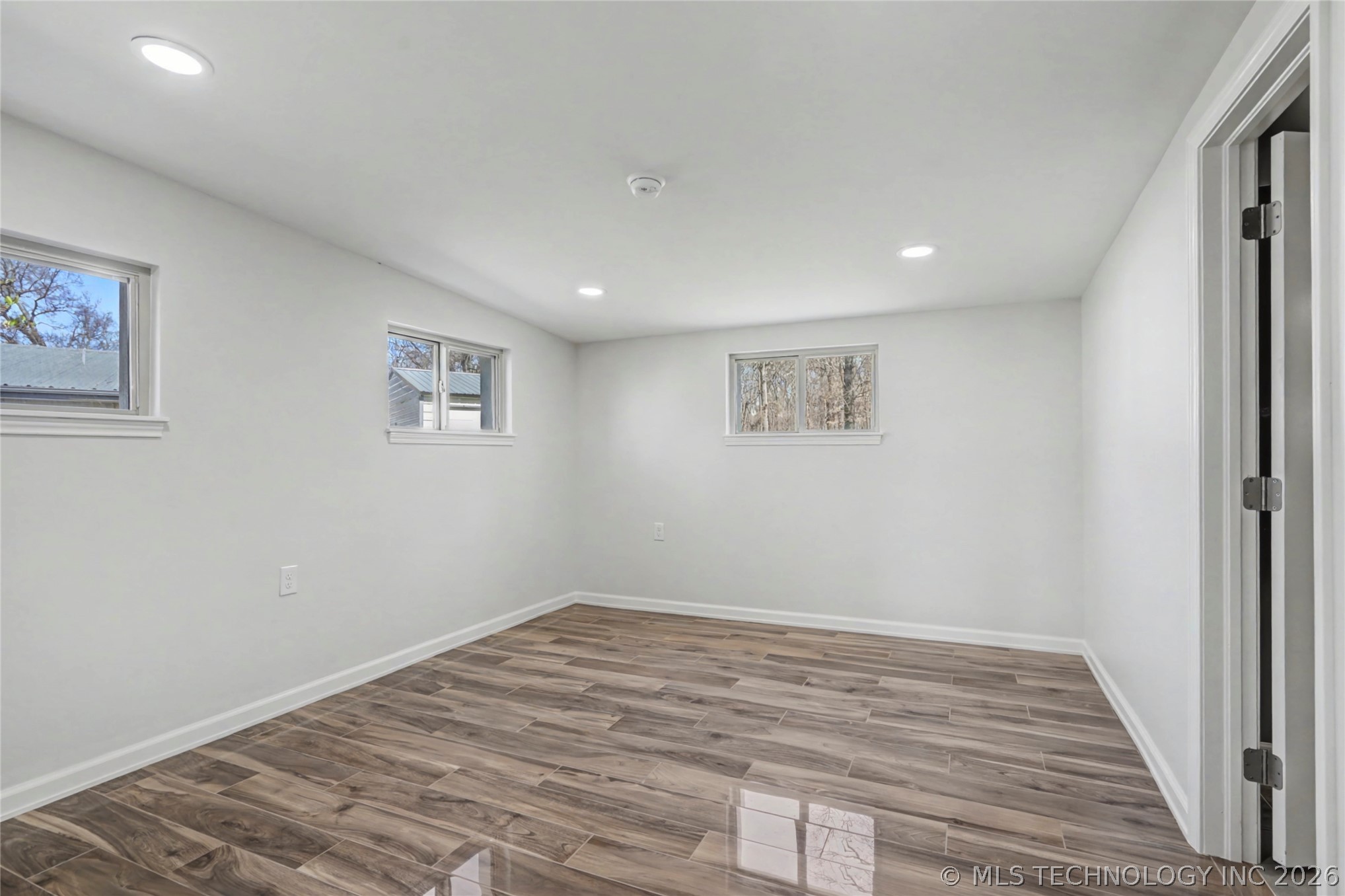 69418 S 325 Road Property Photo 16