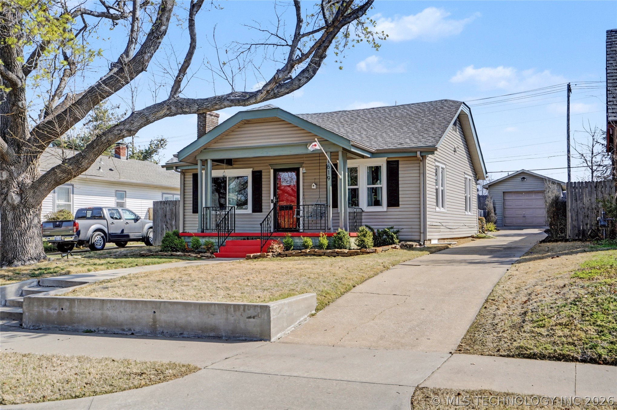 1619 S Gary Place Property Photo 2