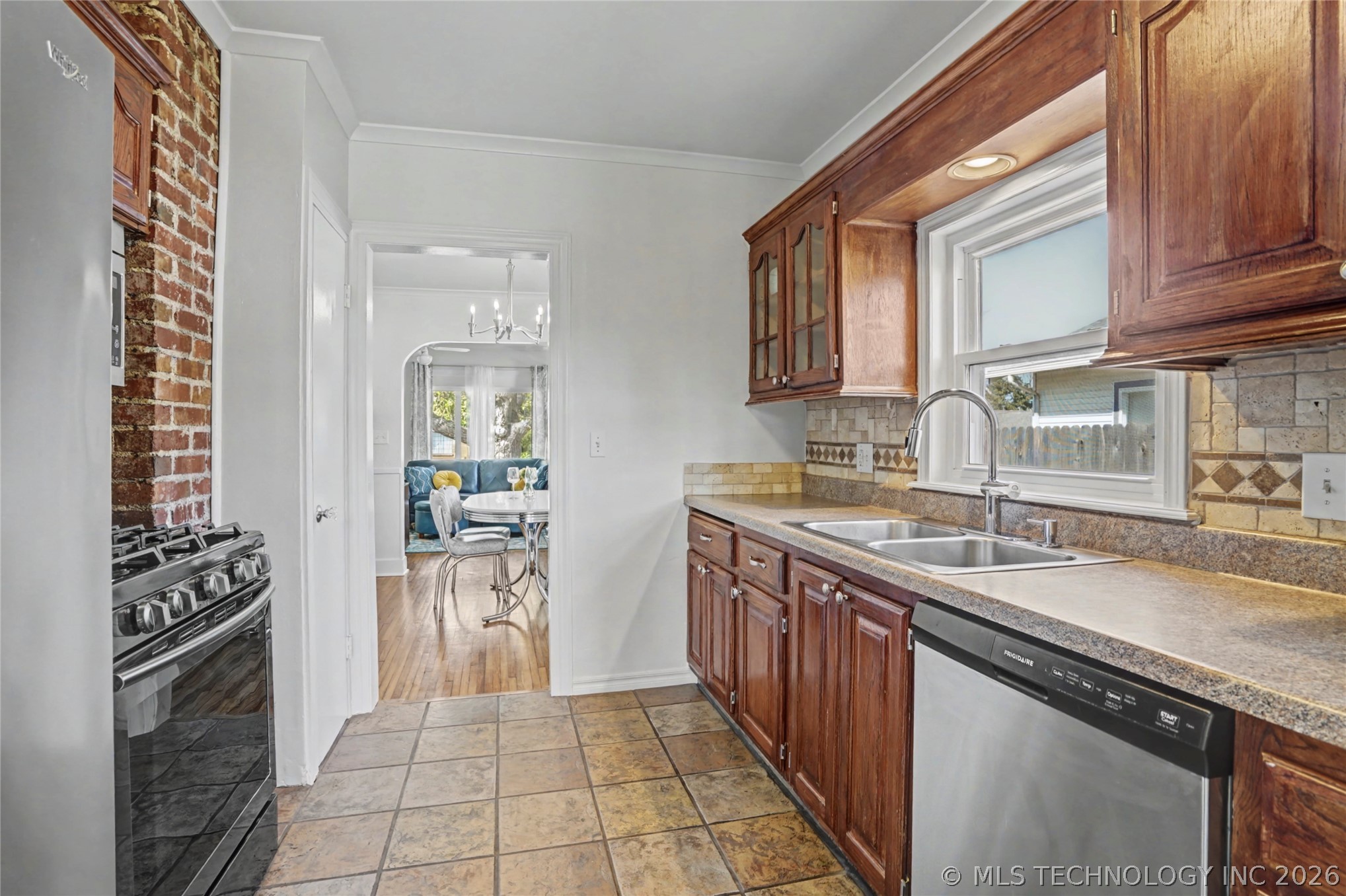 1619 S Gary Place Property Photo 13