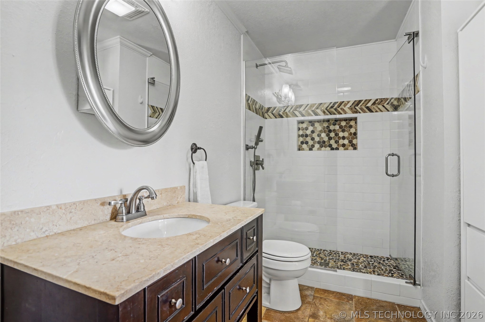 1619 S Gary Place Property Photo 17