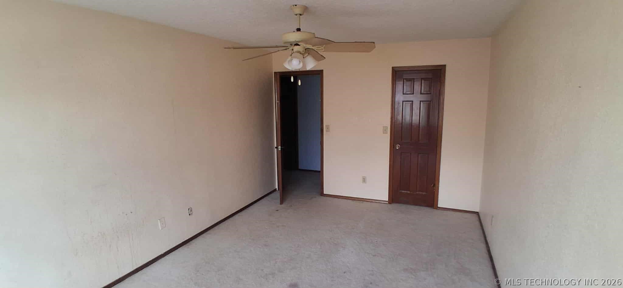 2510 W Canton Street Property Photo 24