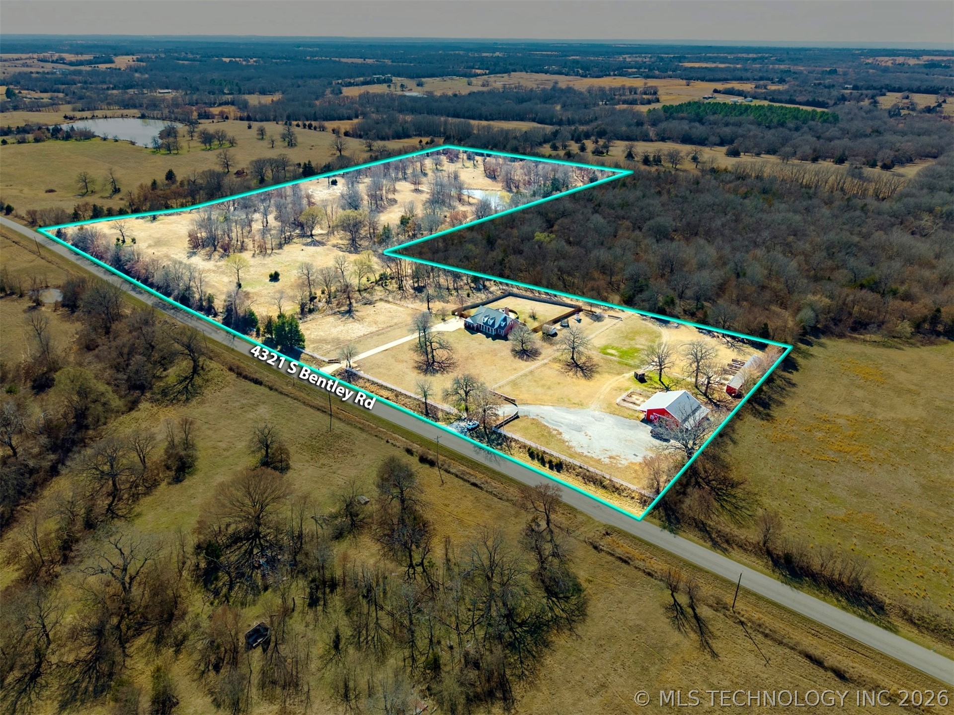 4321 S Bentley Road Property Photo 1