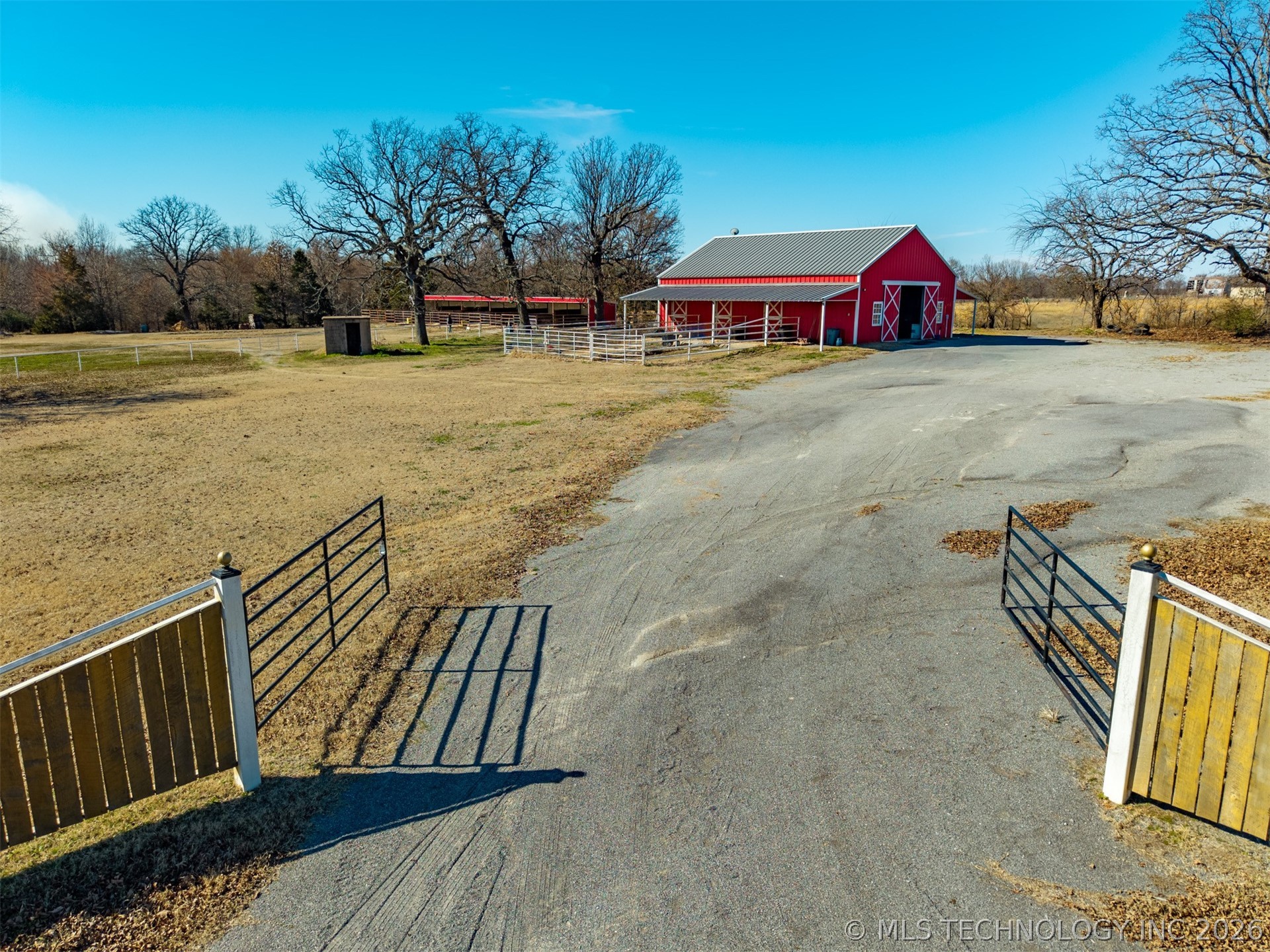 4321 S Bentley Road Property Photo 14