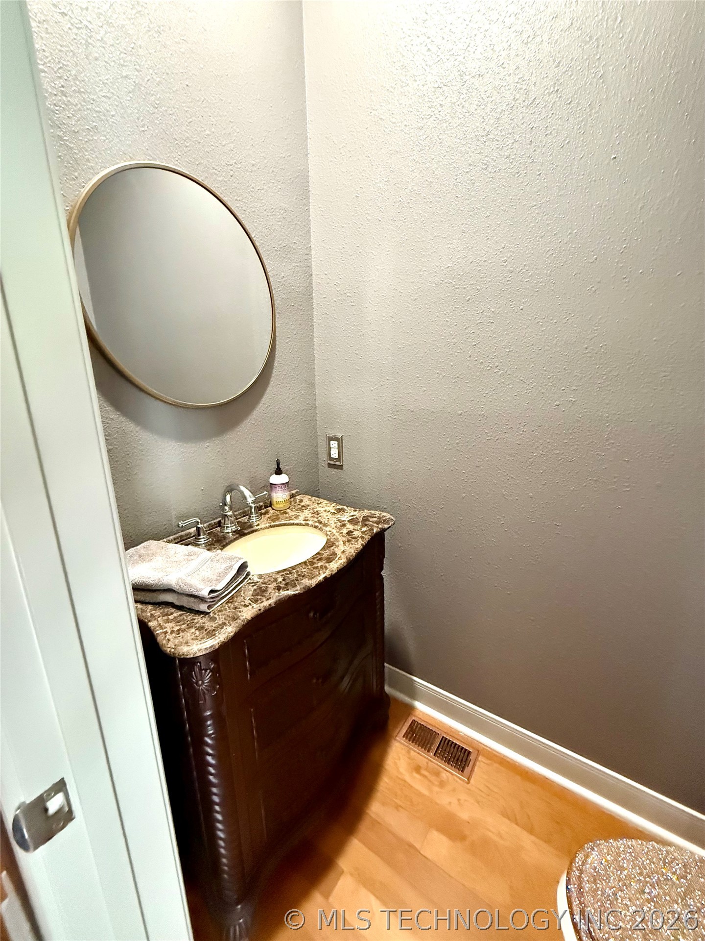 4321 S Bentley Road Property Photo 68