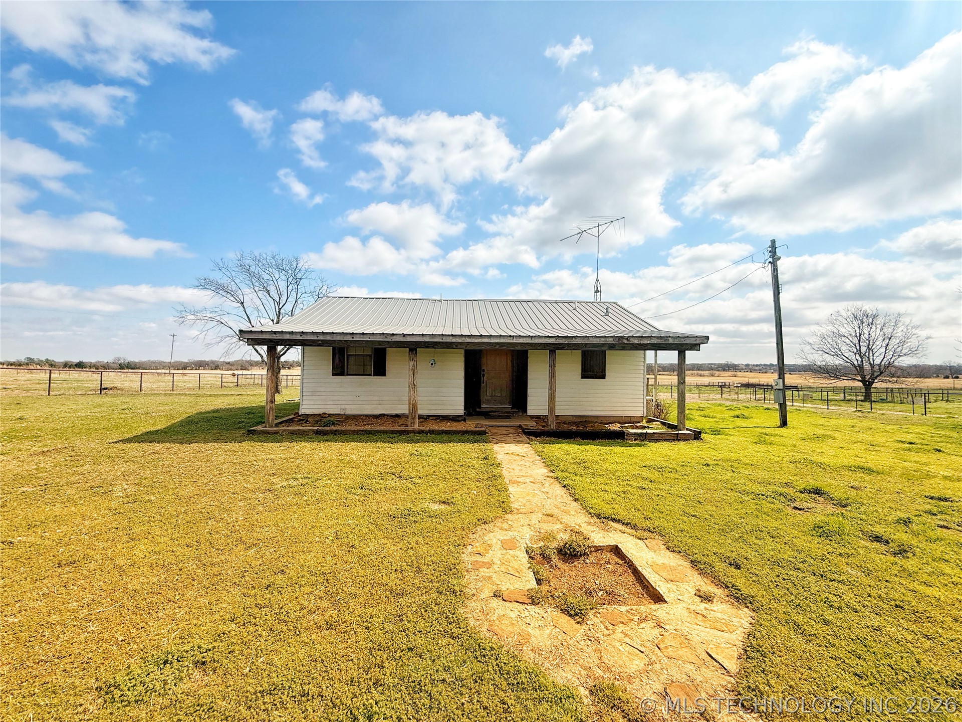 6655 E 133 Property Photo 2