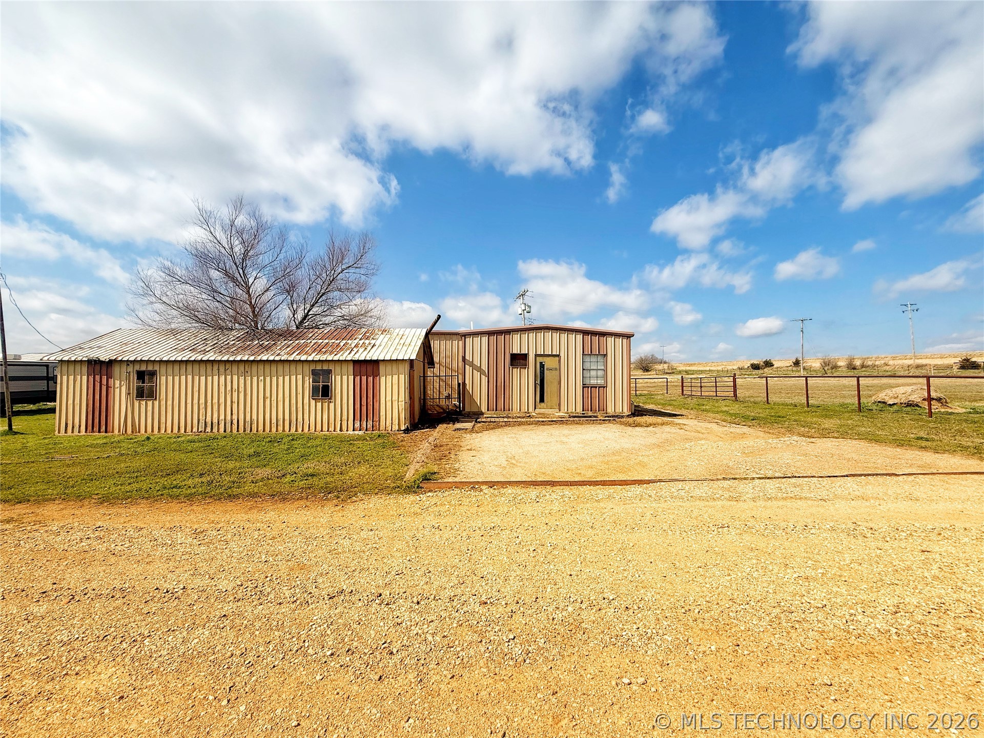 6655 E 133 Property Photo 4