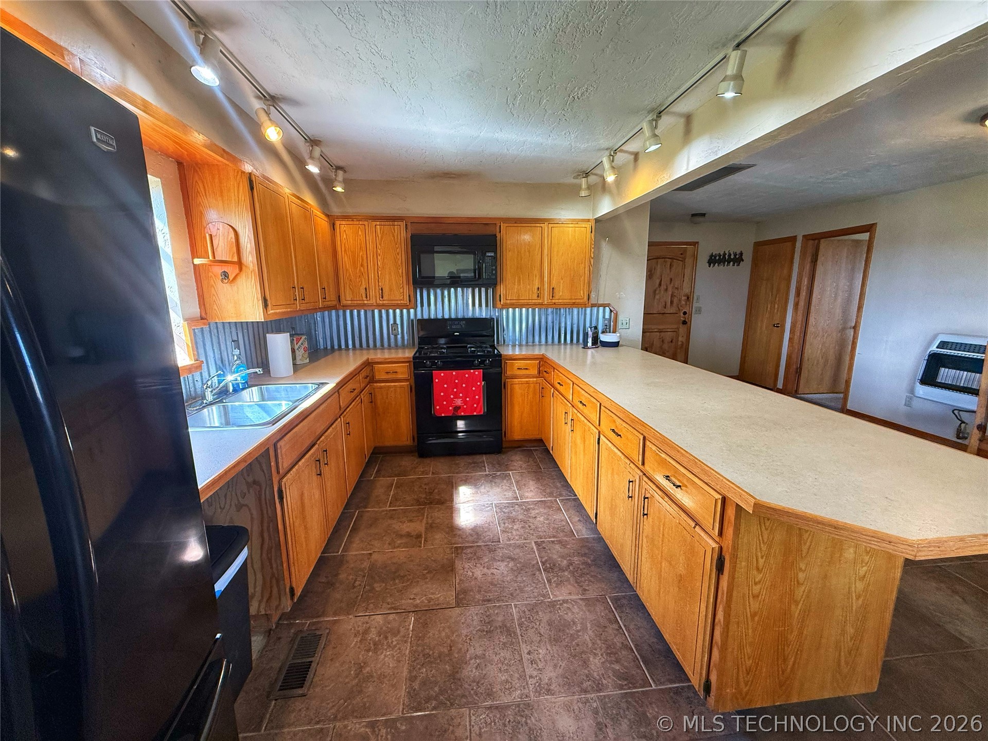 6655 E 133 Property Photo 13